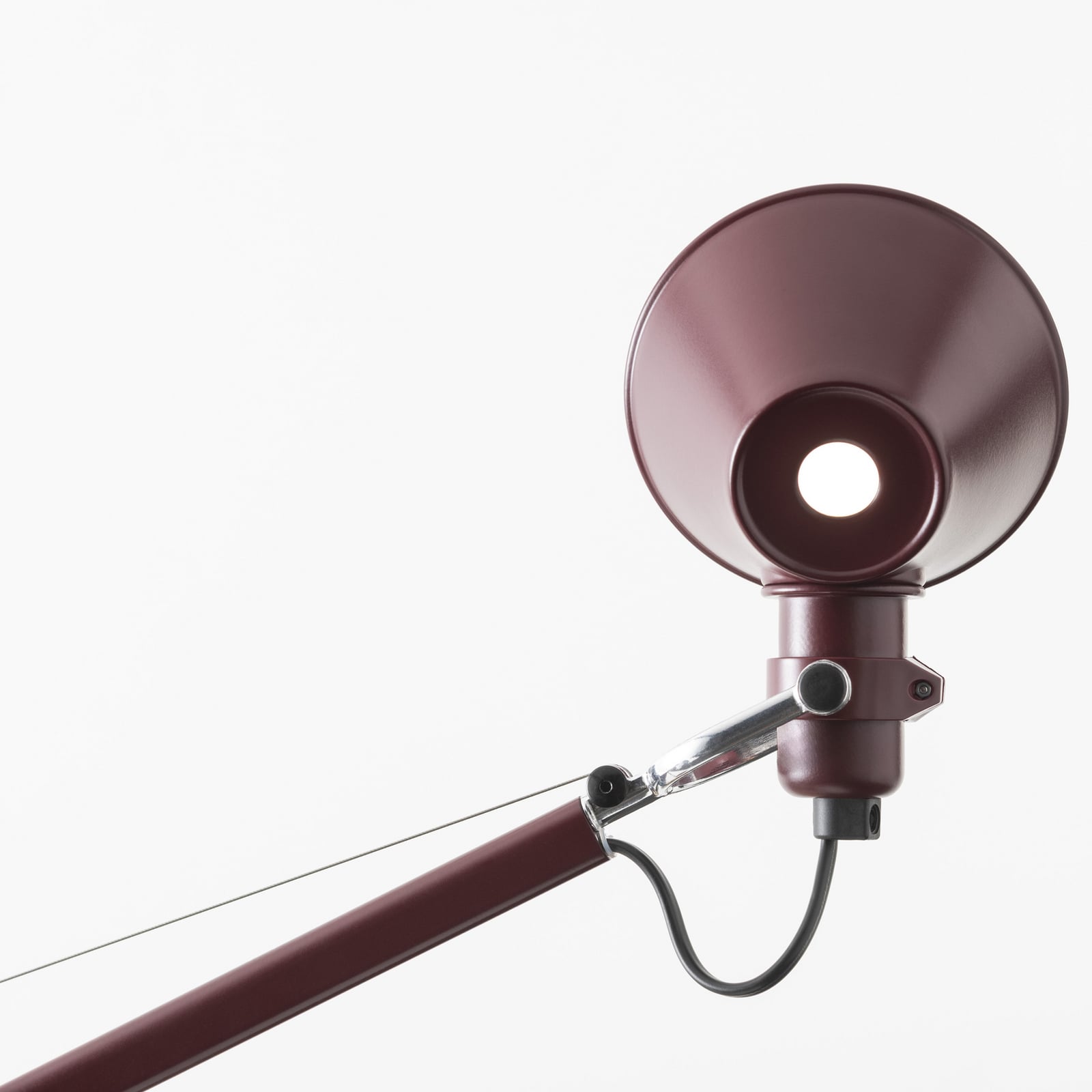 Lampa stołowa Artemide Tolomeo Micro, kolor rubinowy, wysokość 73 cm