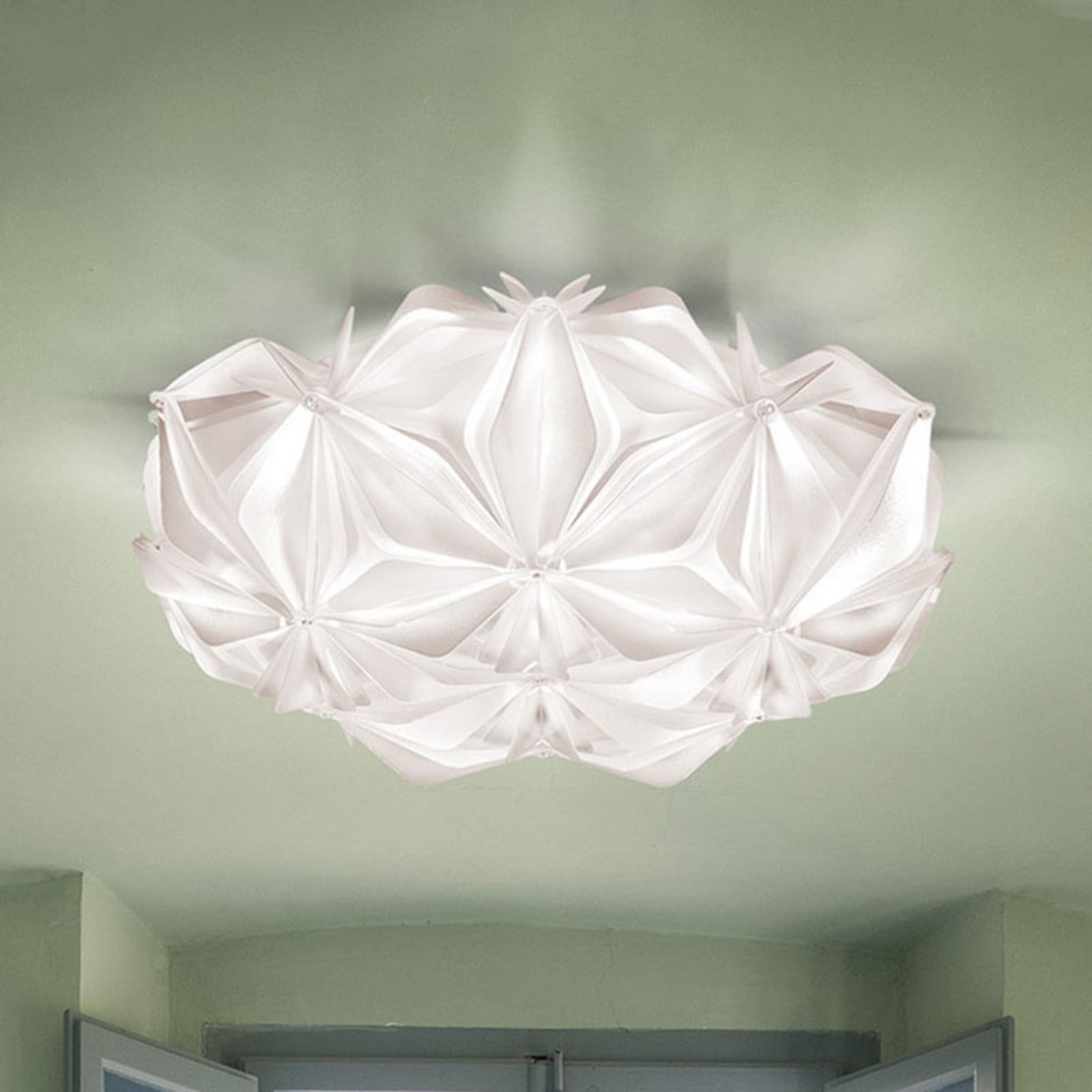 La Vie Loft-/Væglampe Ø50 White La Vie M Slamp - Stue - Design - Plastik - Rund