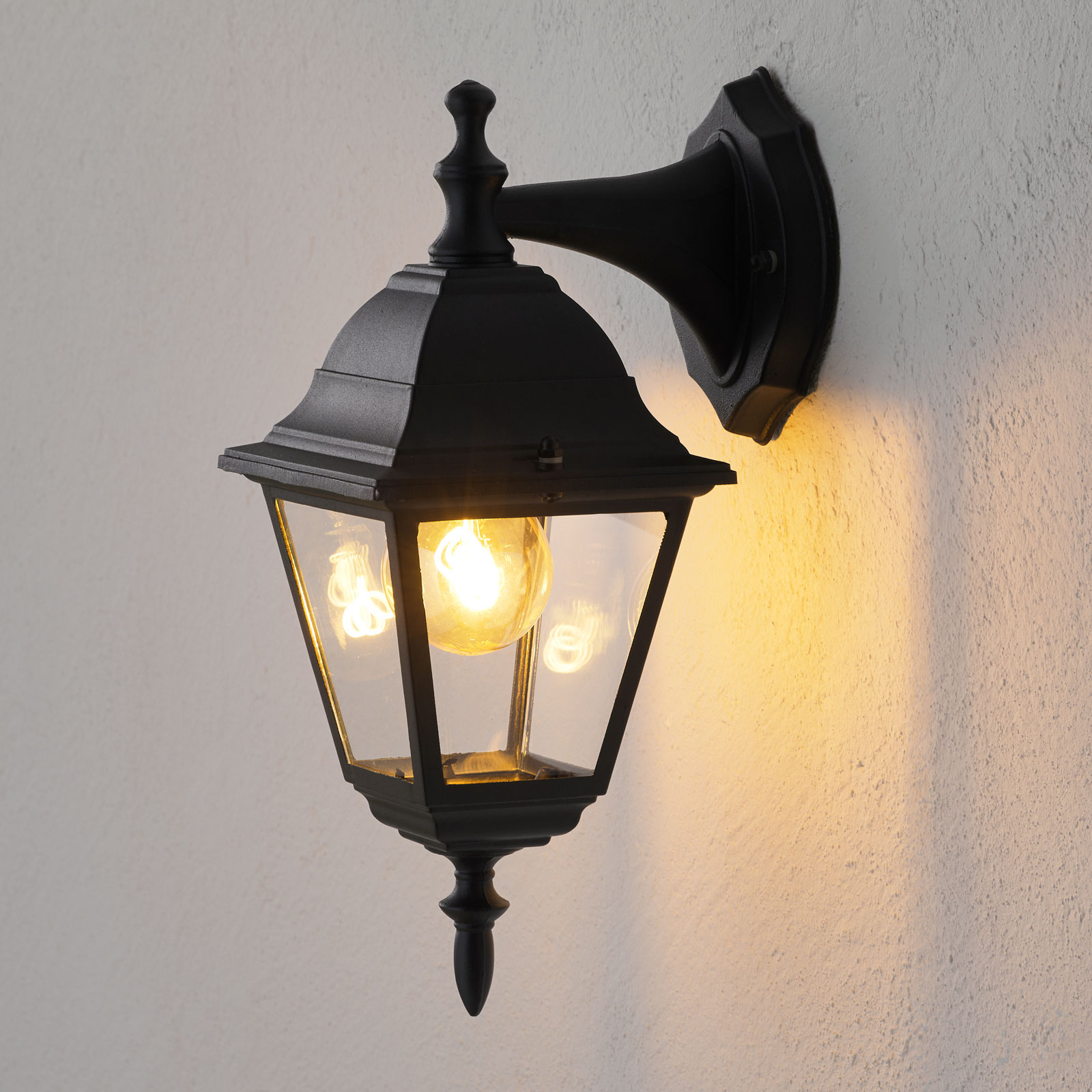 Brilliant Special outdoor wall light Newport II, metal, glass, E27, 60 W, energy efficiency: A++, W: 14.5 cm, H: 36 cm