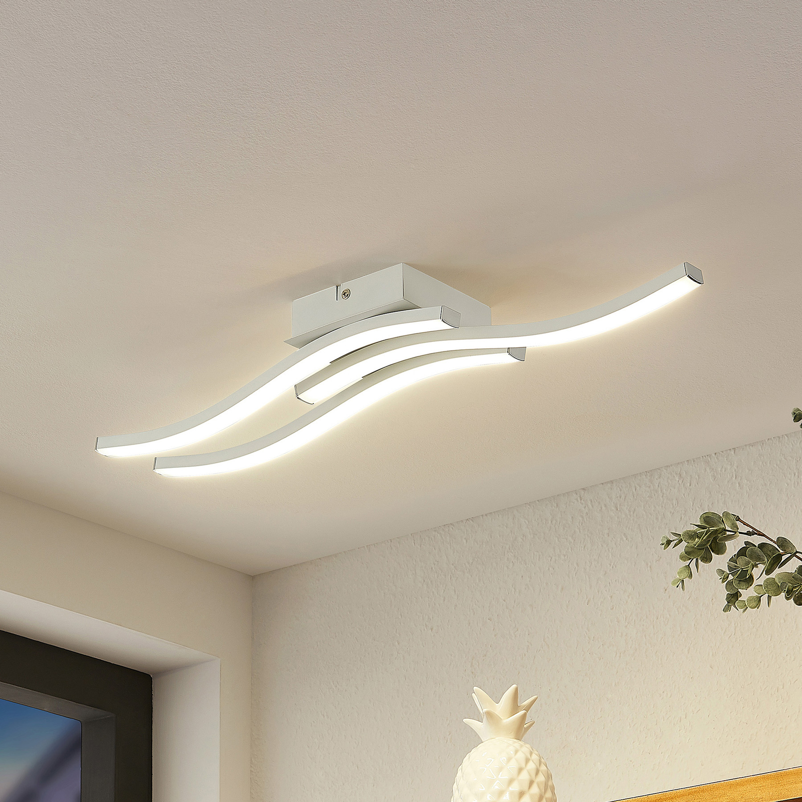 Lindby Bisioma LED ceiling lamp 3-bulb 4000K white