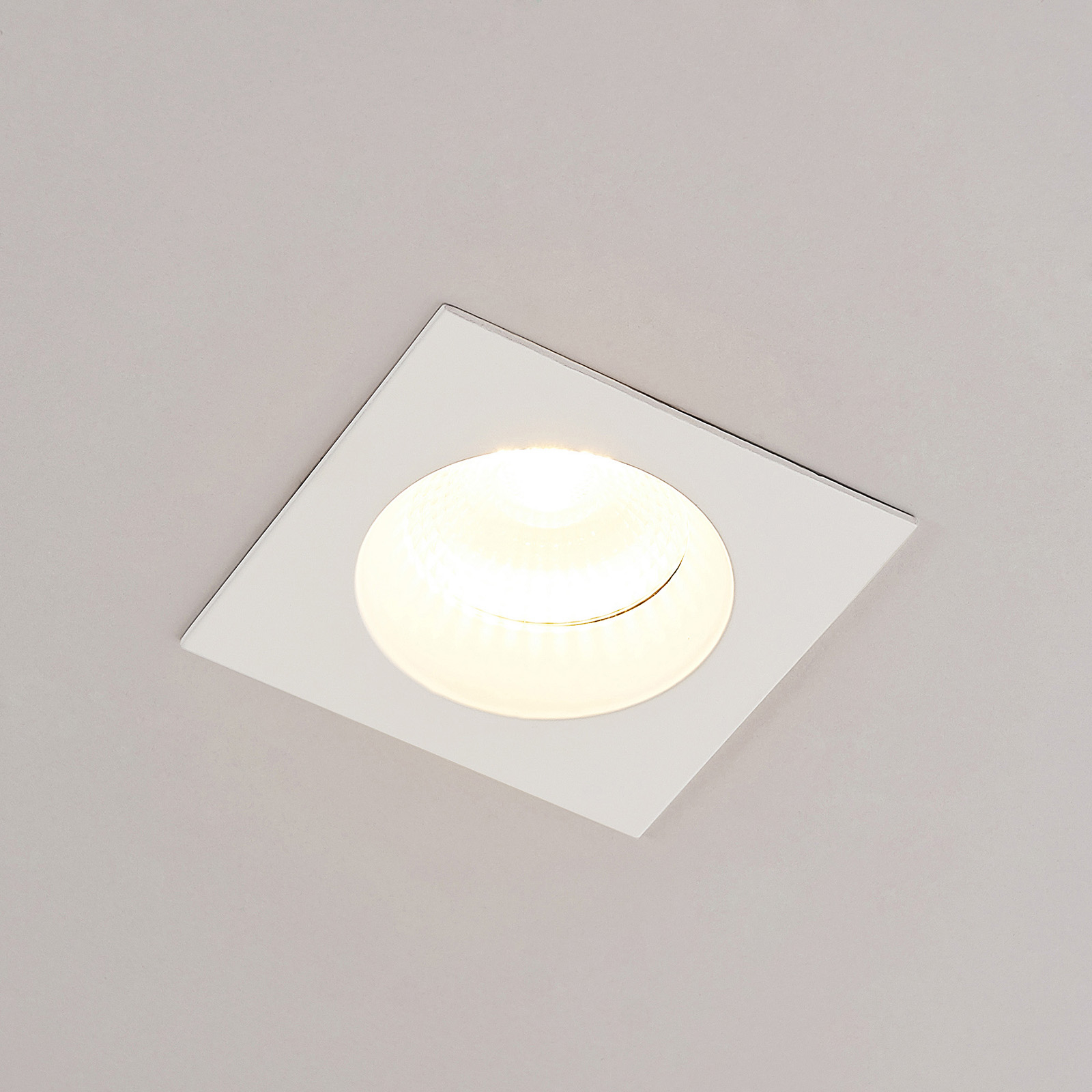 Arcchio Urdin LED-Einbaustrahler eckig IP65, 10,6W