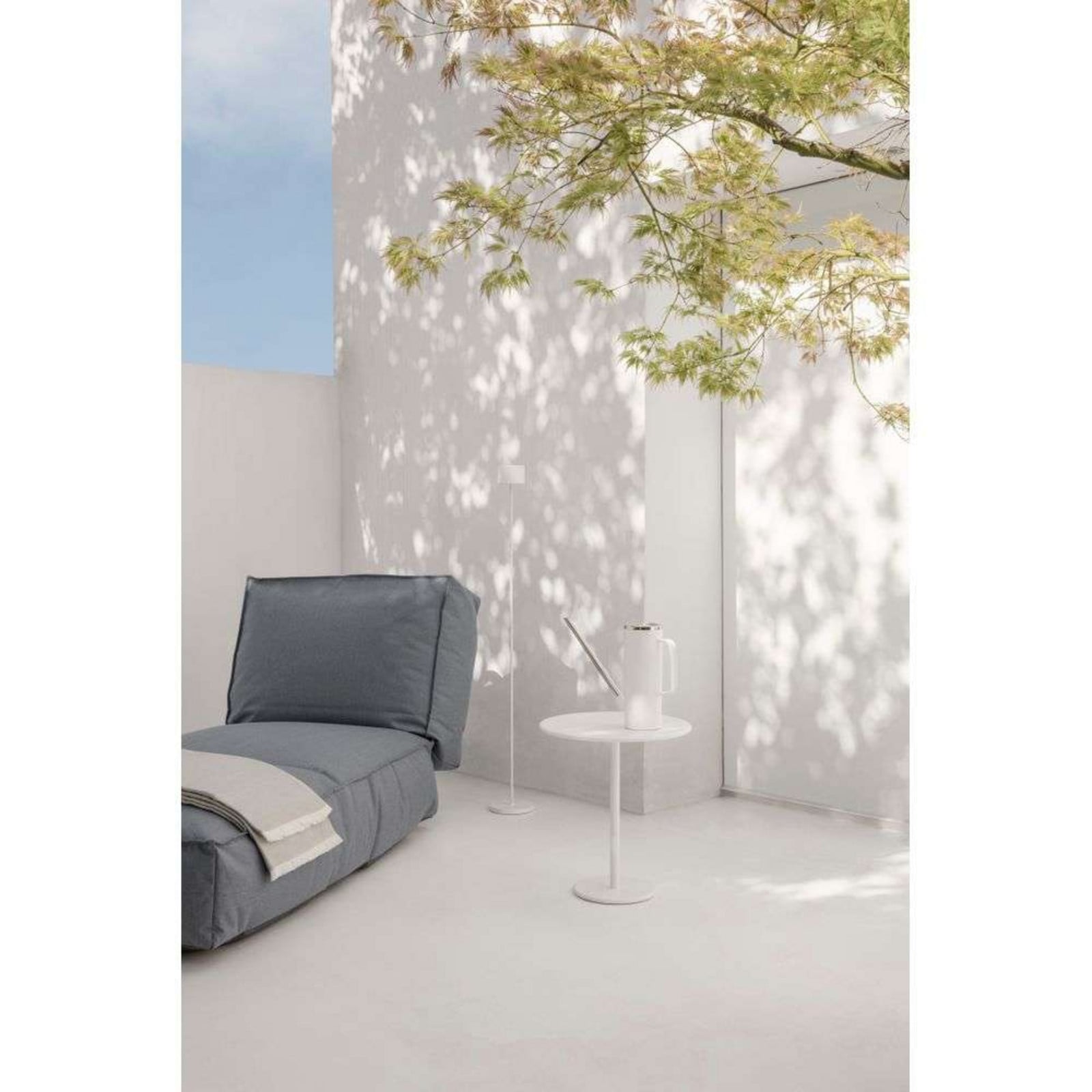 Farol Portable Gulvlampe Hvid Blomus - Terrasse - Aluminium