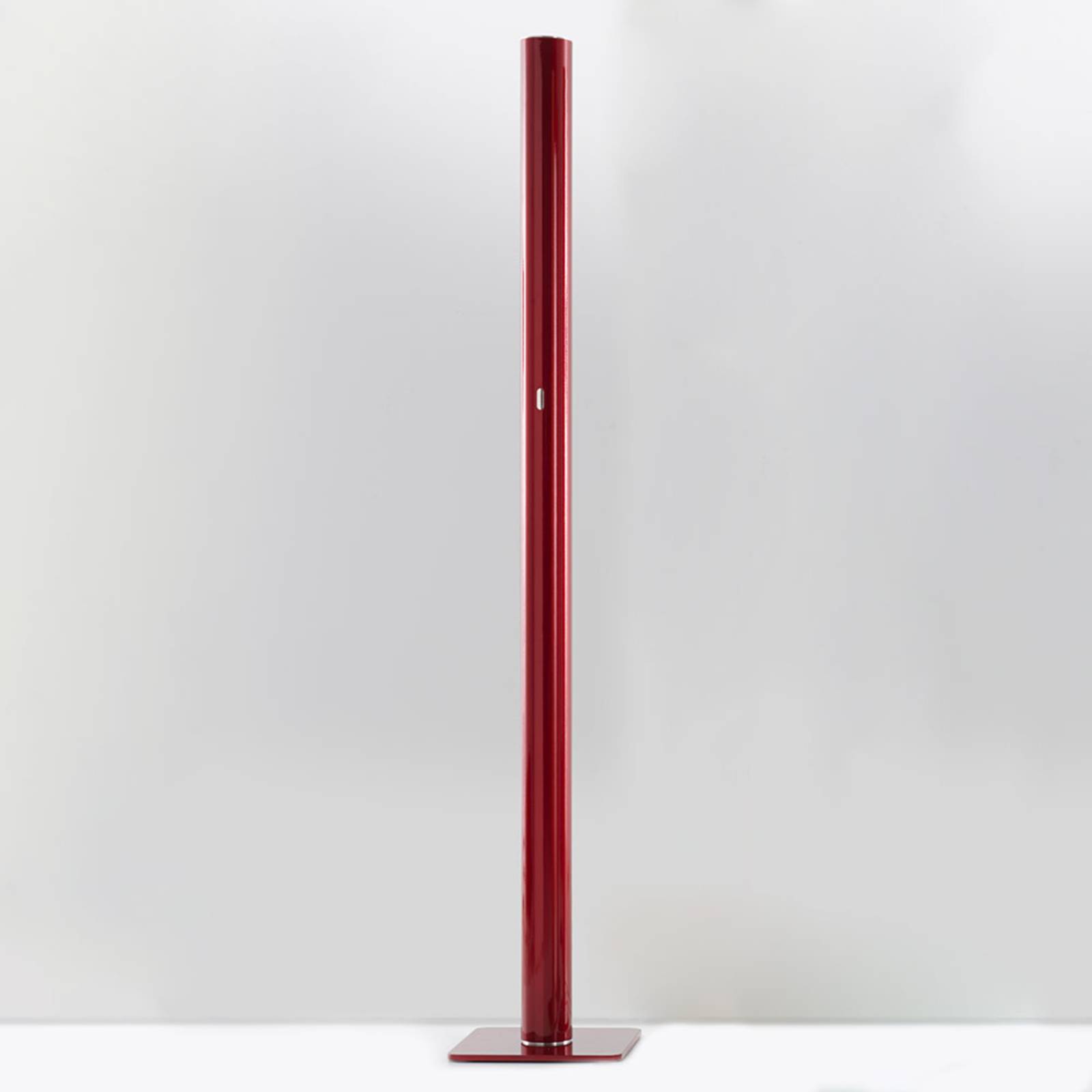 Artemide Ilio – lampadaire LED rouge 2 700 K