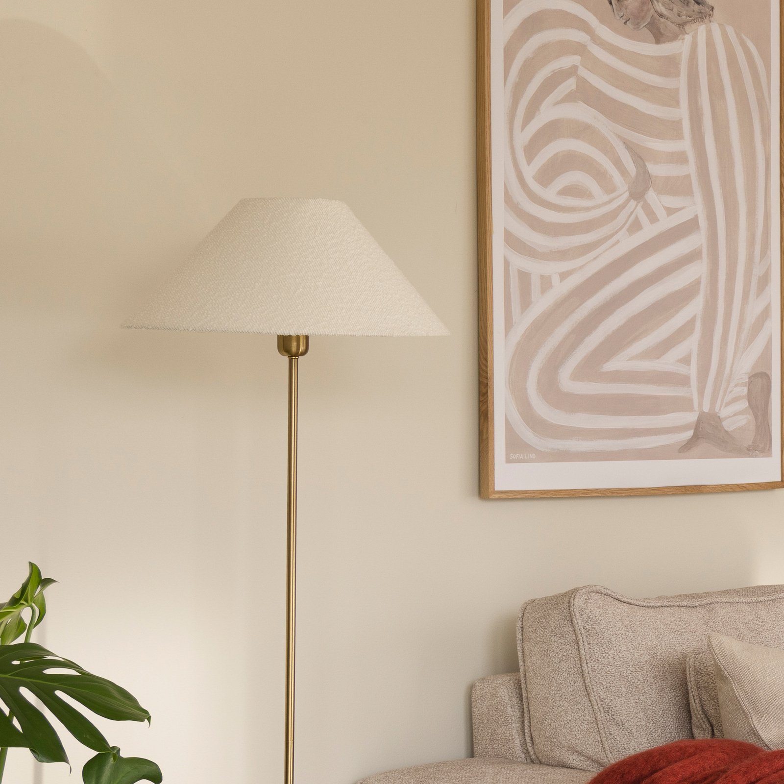 Iris Stehleuchte creme/messing Textil - Globen Lighting Iris Stehleuchte creme/messing Textil - Globen Lighting