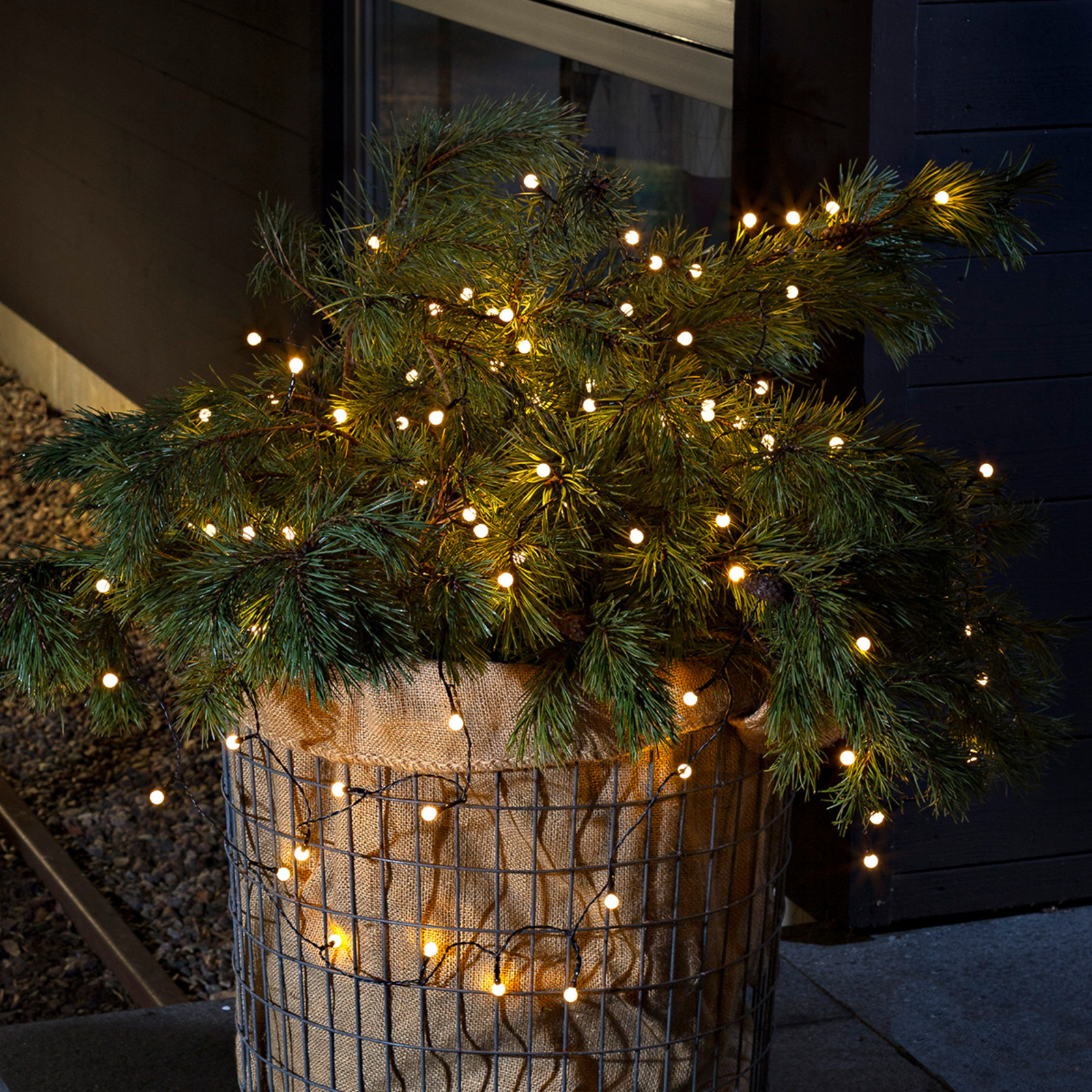 Konstsmide Christmas Za vanjski LED svjetlosni lanac 80 žarulja. topla bijela, Batt - prozirna, crna - Plastika