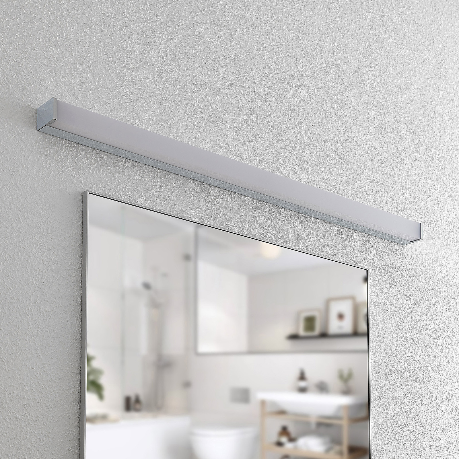 Compra Lindby Klea lámpara LED para cuarto de baño; 120cm | Lampara.es