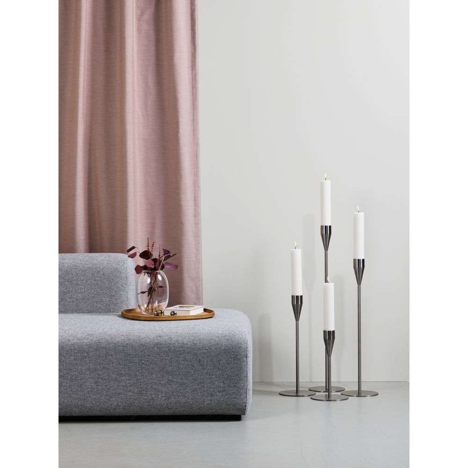 Venus Maxi Candle Holder H47,5 Crna - Piet Hein