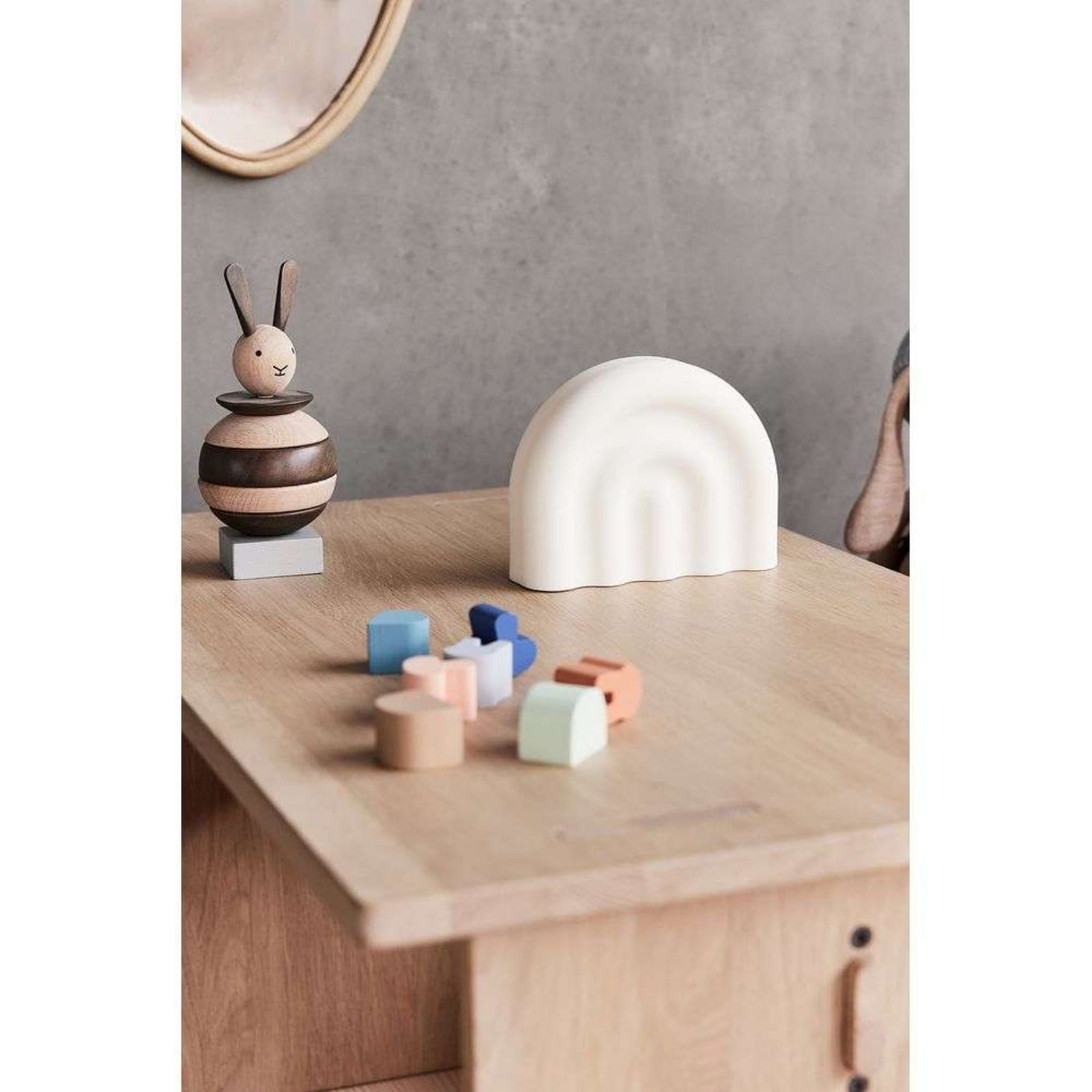 Rainbow Bordlampe Portable Off-White OYOY Living Design - Børneværelse - Plastik billede