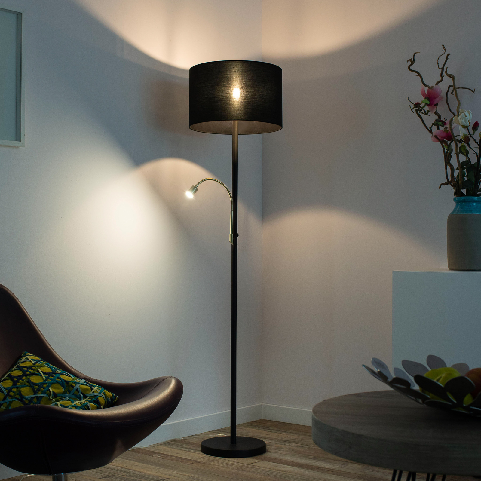 Paul Neuhaus Robin floor lamp with reading arm