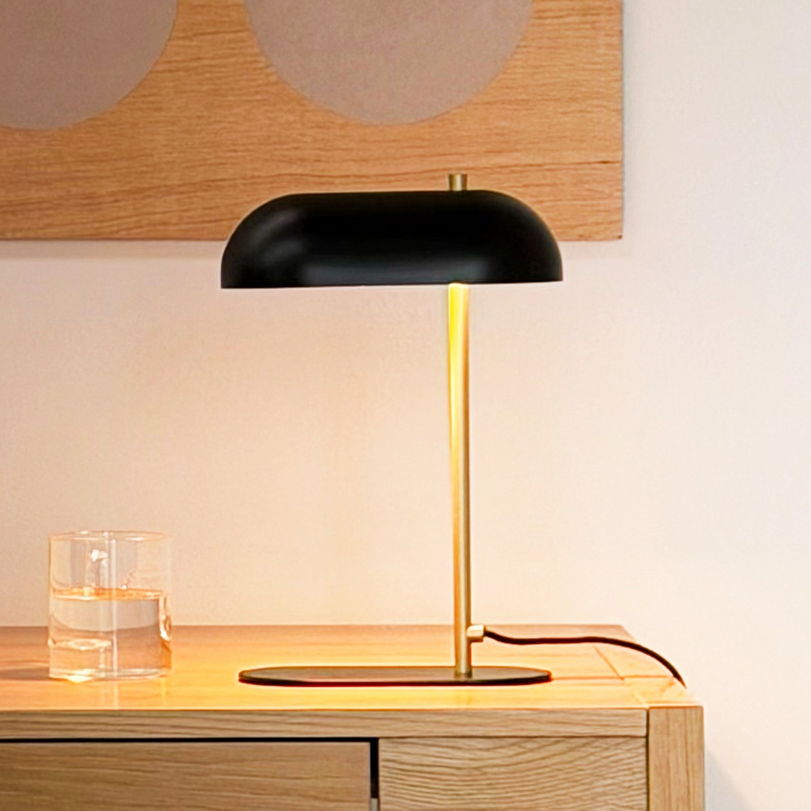 Arch tafellamp Mini, zwart/messing, 32 cm - Dyberg Larsen Arch tafellamp Mini, zwart/messing, 32 cm - Dyberg Larsen