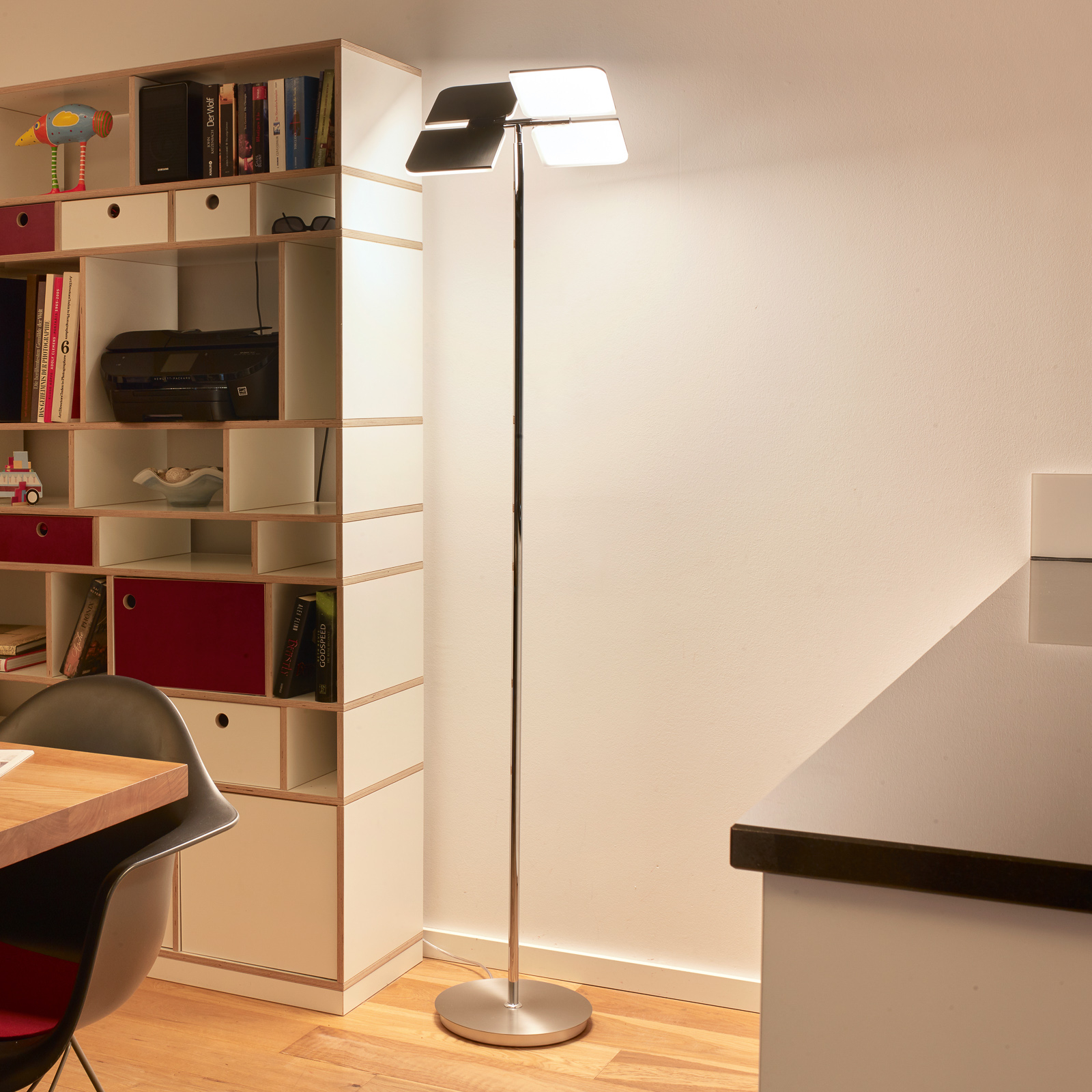 BANKAMP Quadrifoglio LED floor lamp, 2,700-6,500K, for Living / Dining Room, metal, 80 W, energy efficiency: A+, L: 37 cm, W: 37 cm, H: 190 cm