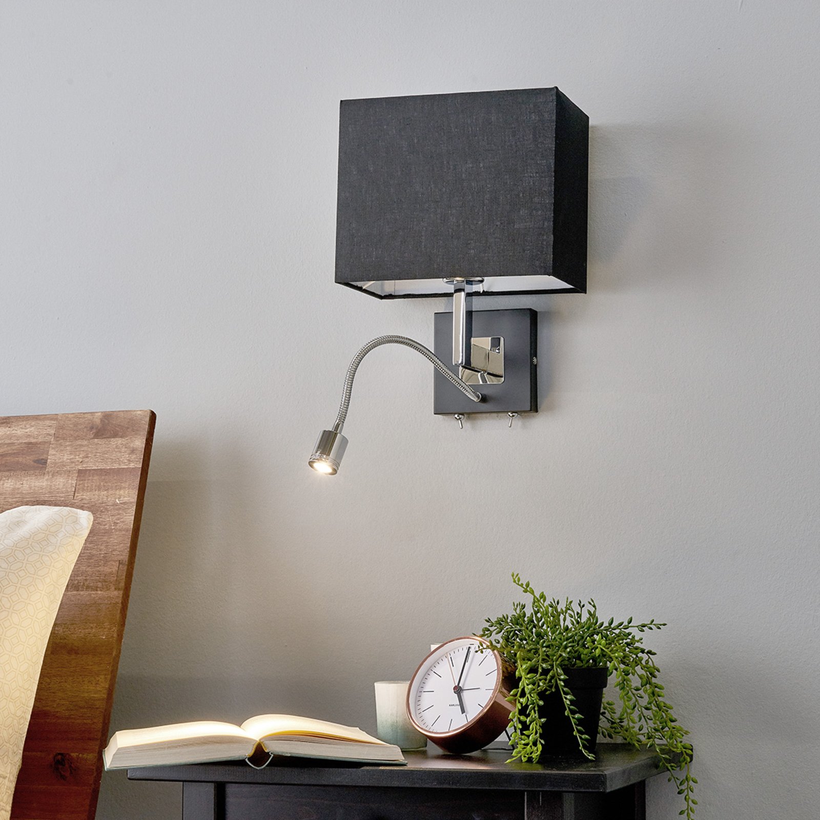 Rebekka Applique Murale Black/Chrome - Lucande