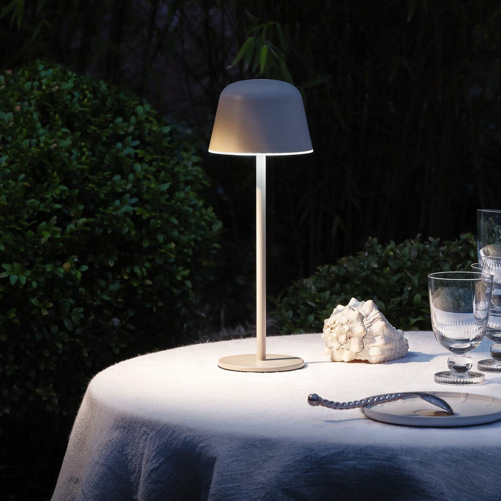 OSRAM LED rechargeable table lamp ENDURA STYLE, beige 30 cm IP44 CCT