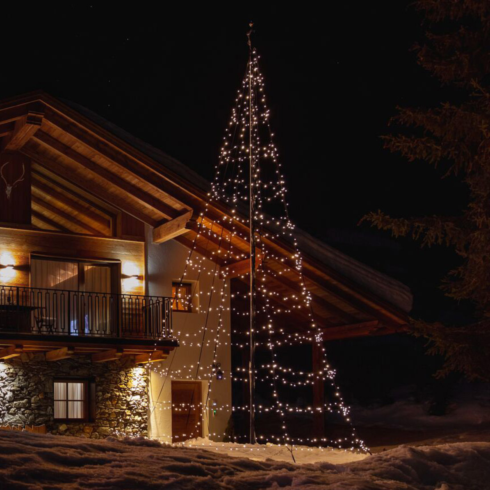 Twinkly Light Tree für außen, RGBW