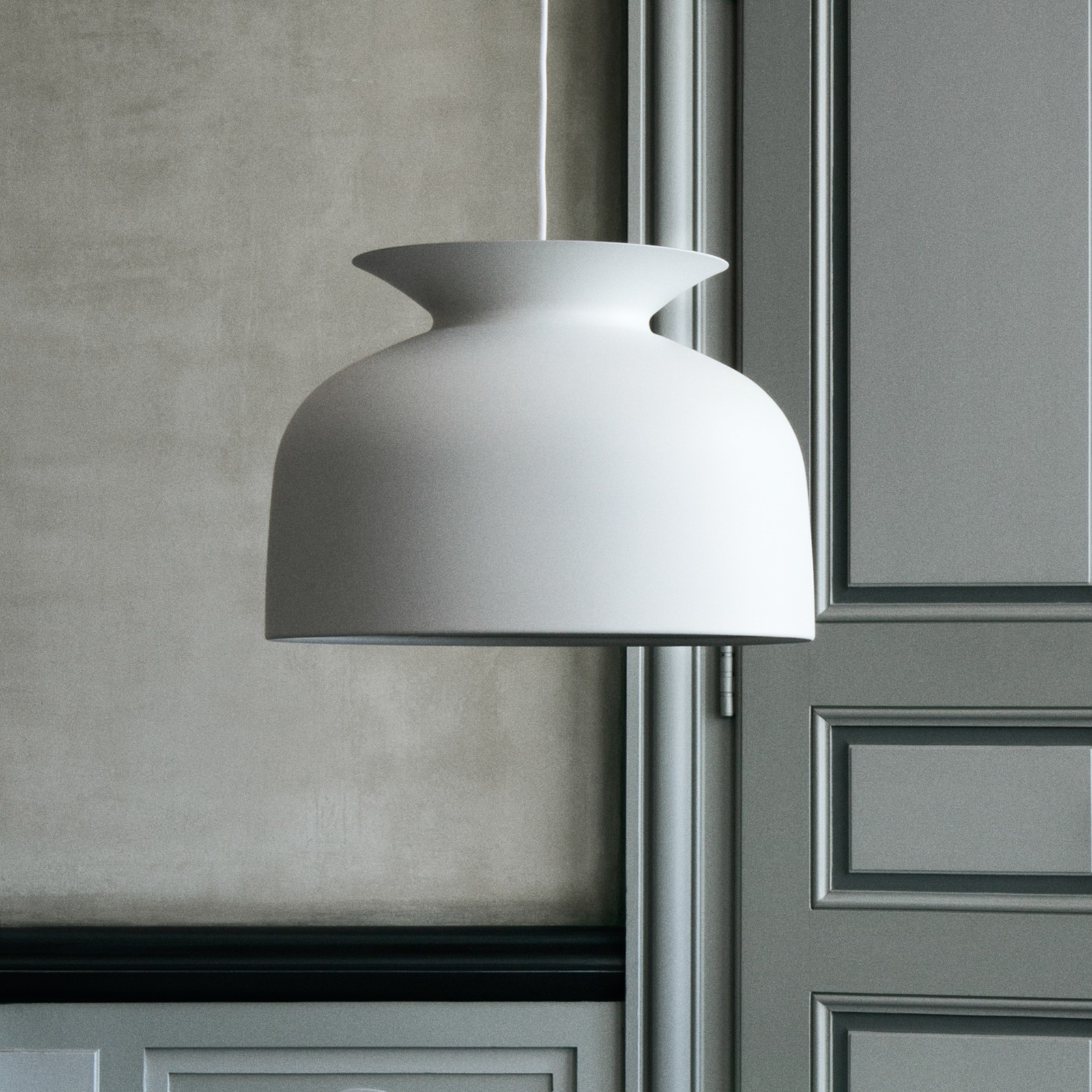 GUBI Ronde Hängeleuchte Ø 40 cm