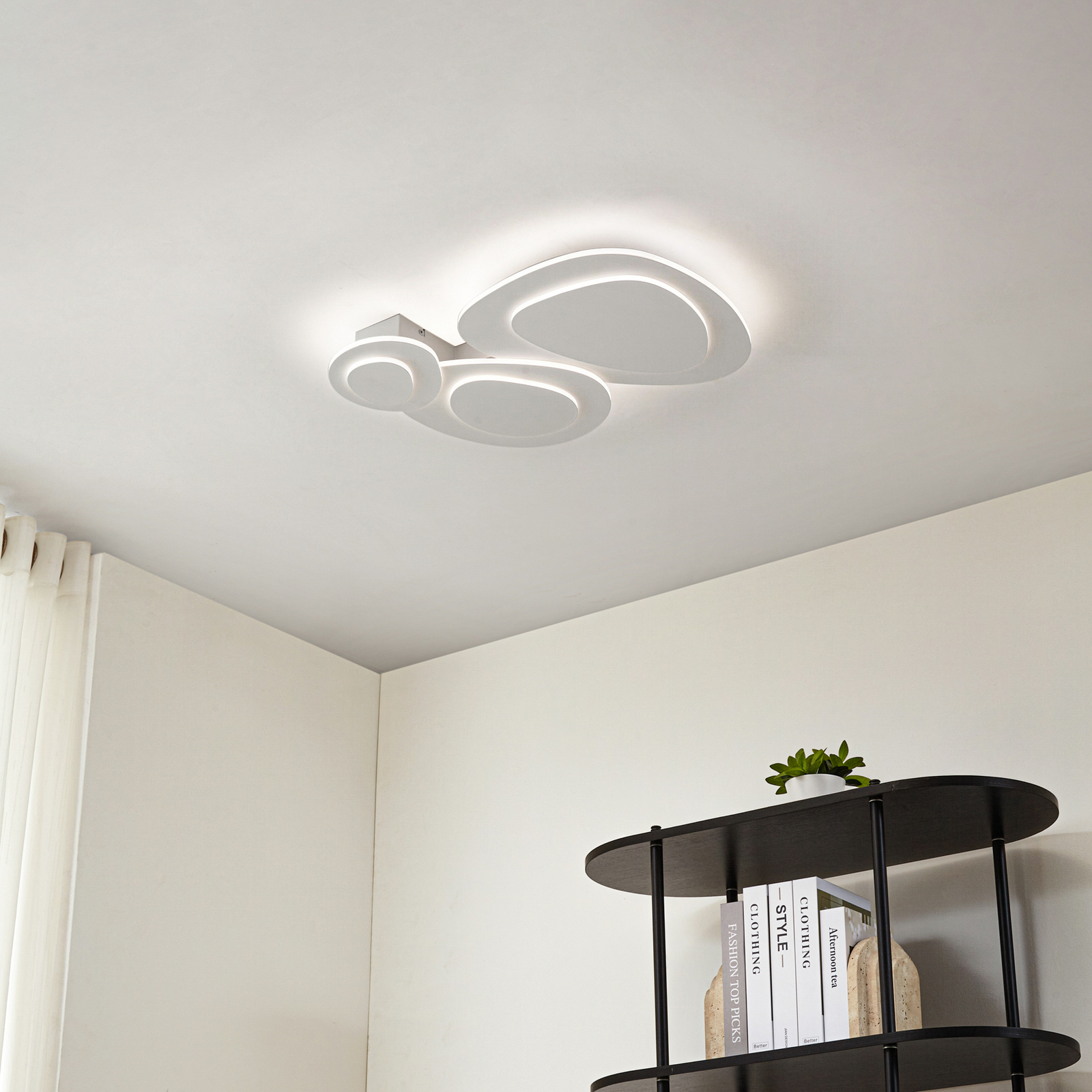 Lindby LED griestu lampa Delar, 60 x 60 cm, CCT, dimmerējama Lindby LED griestu lampa Delar, 60 x 60 cm, CCT, dimmerējama