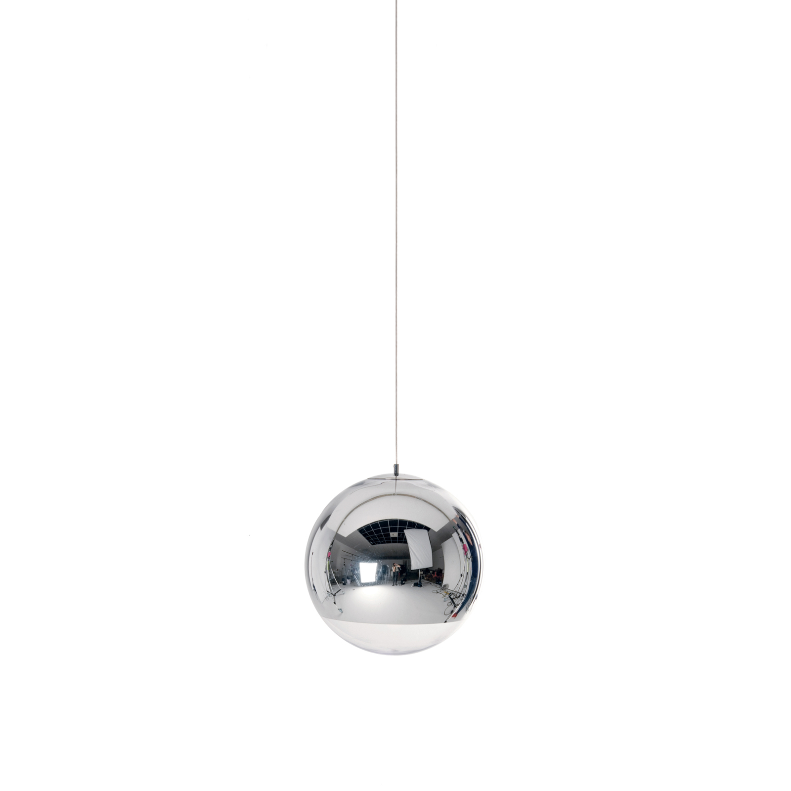 Tom Dixon Mirror Ball LED závěsná lampa Ø 50 cm chrom