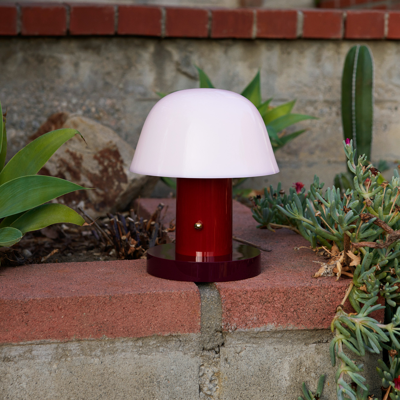 Setago JH27 Portable Tafellamp Maroon/Grape - &Tradition