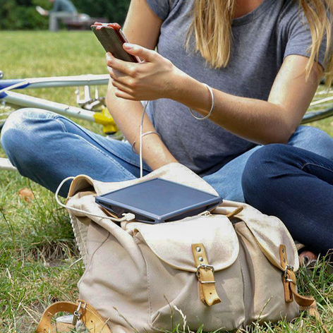 Little Sun Charge LED-solcellelampe med USB-port