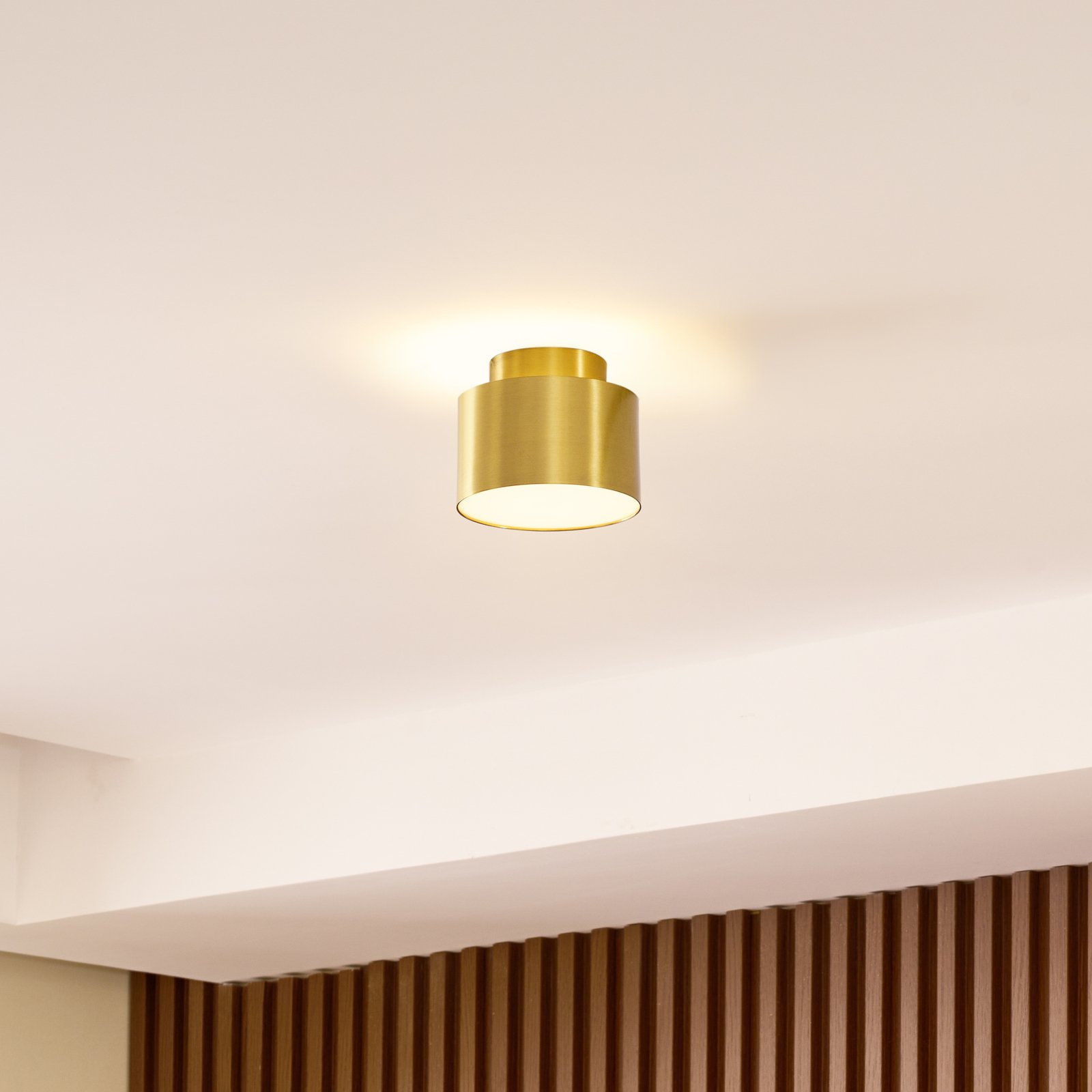 Nivoria LED Spot Backlight Ø11 Gold - Lindby