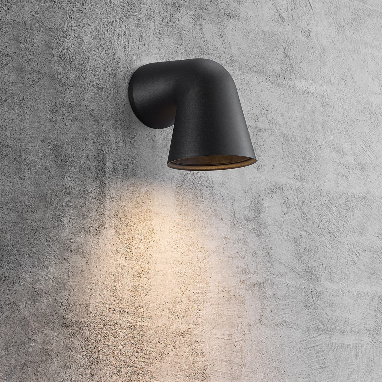 Modern outdoor wall light Front in black