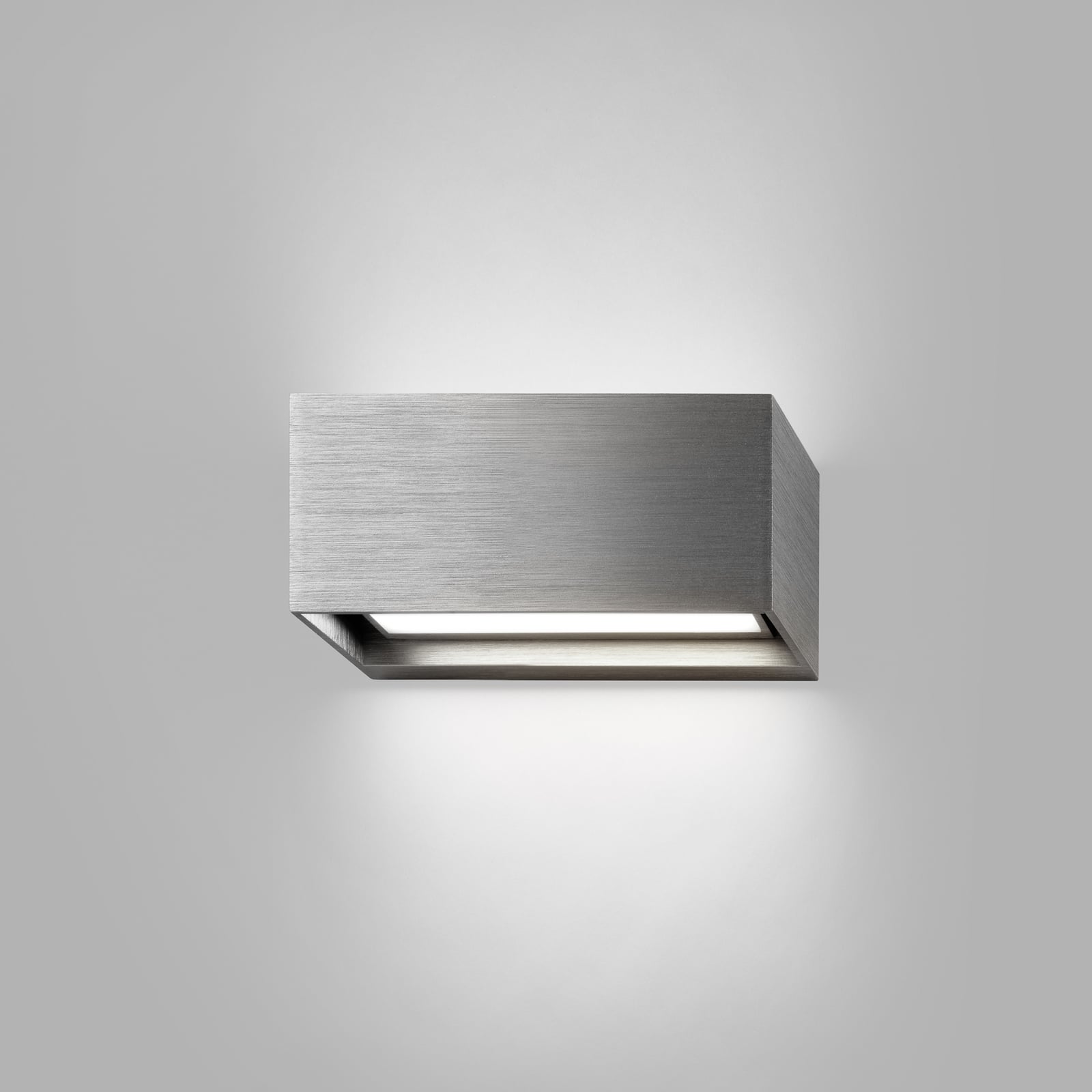 Linea W1 LED-Wandlampe titangrau 15cm, CCT, IP54 - Light-Point