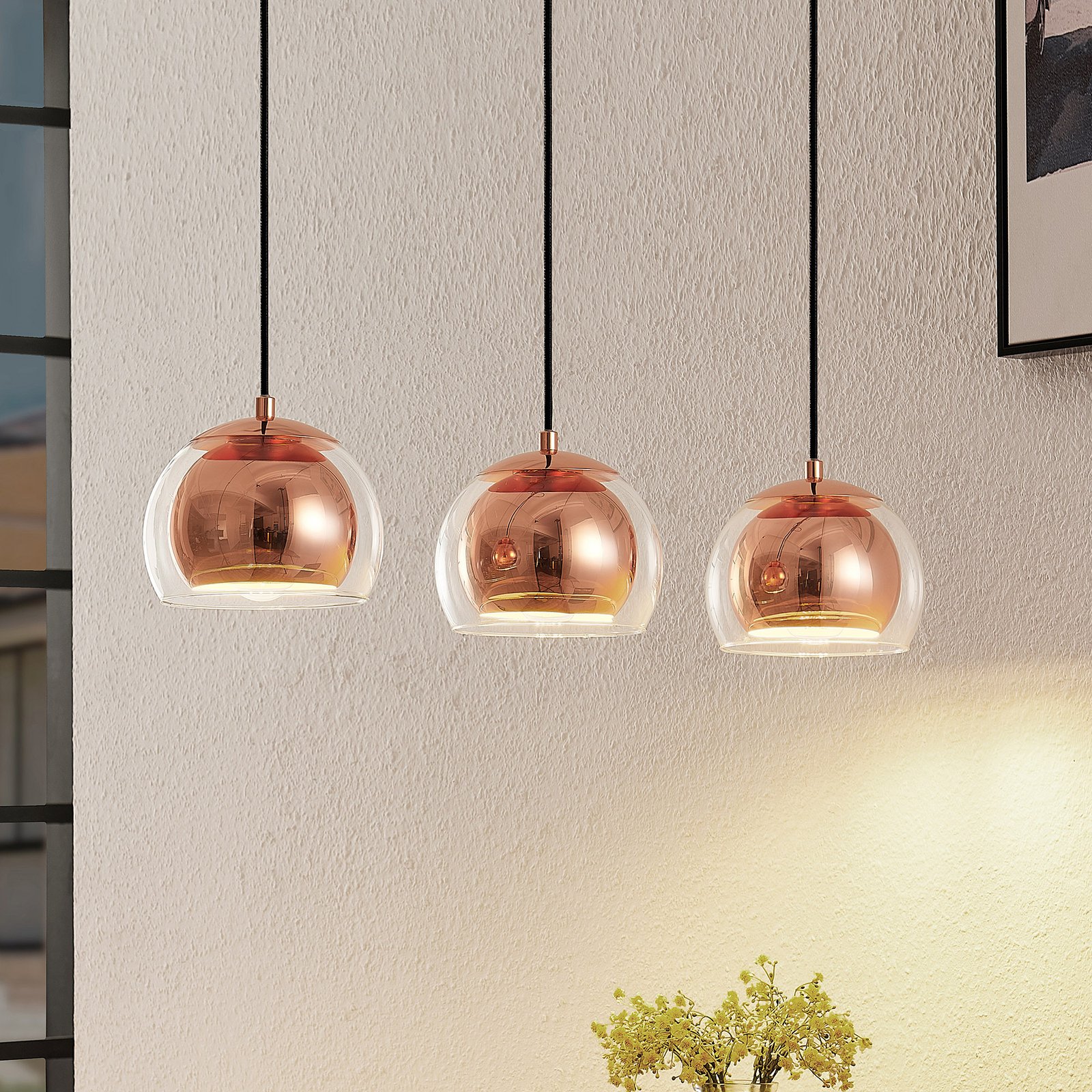 Lindby Daymien hanging light, three-bulb, copper