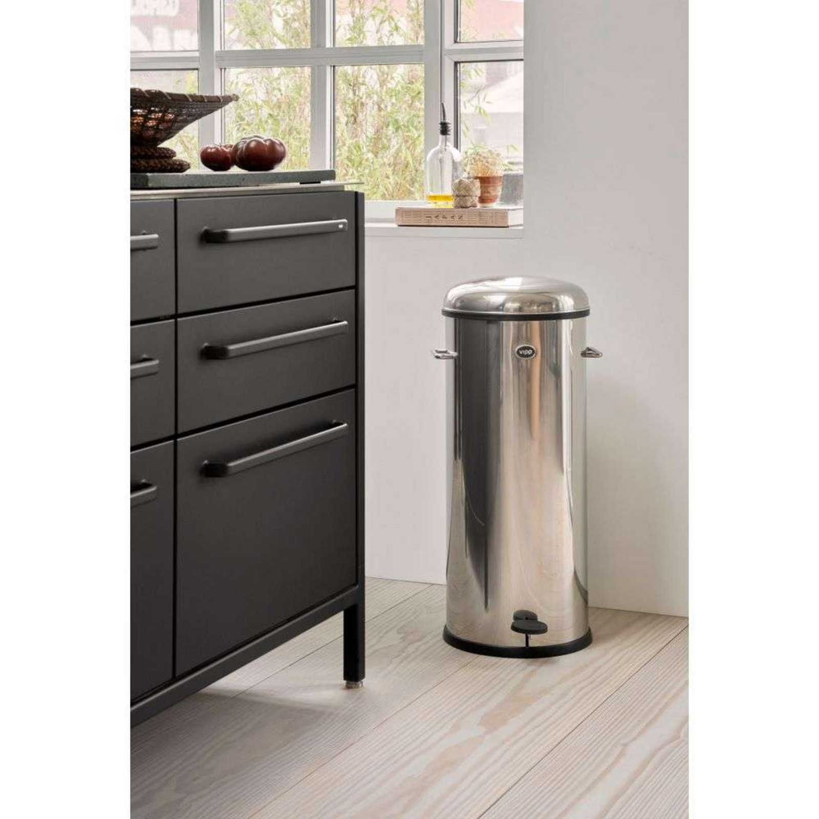 Vipp17 Pedal Bin Stainless Steel - Vipp