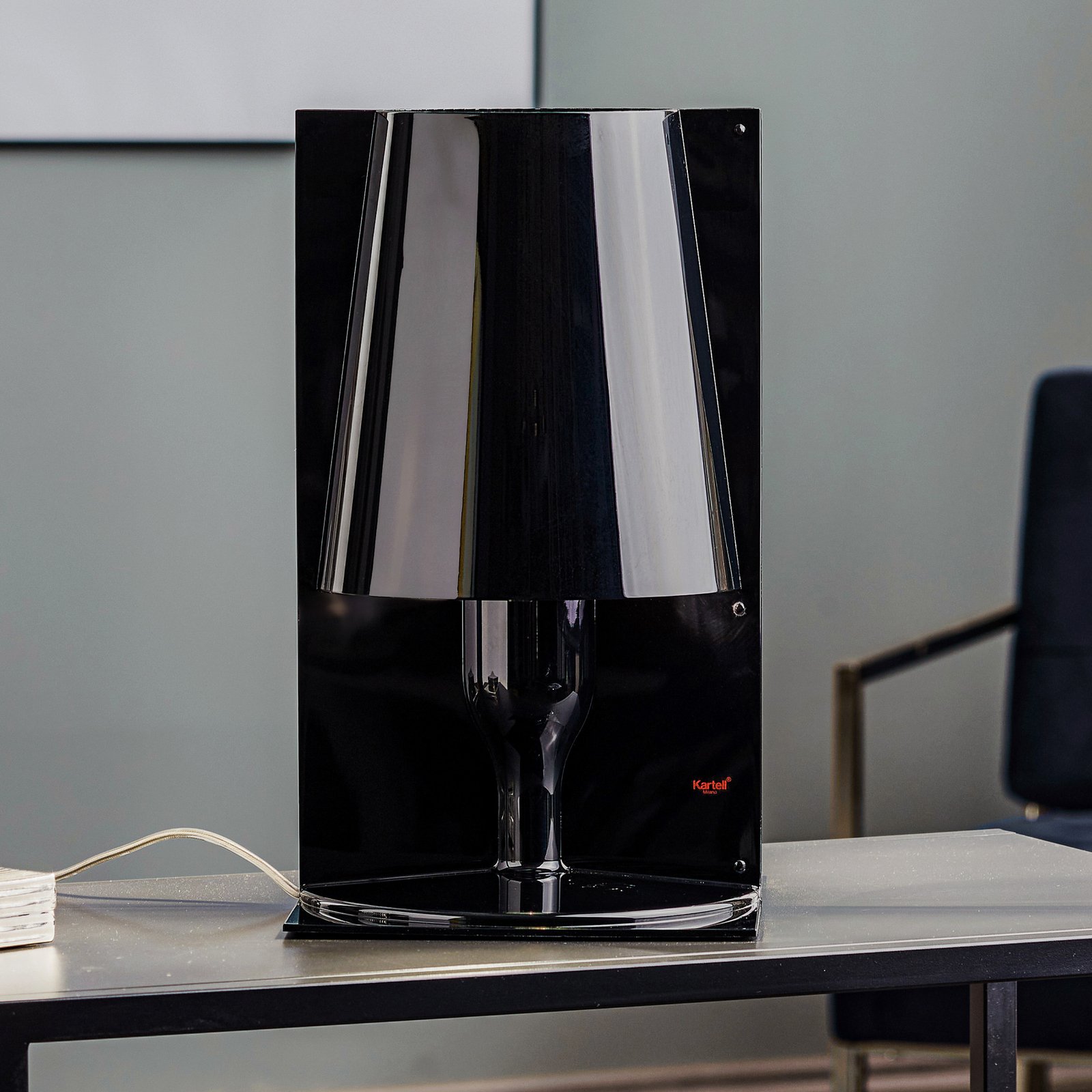 Kartell Take Designer-Tischleuchte
