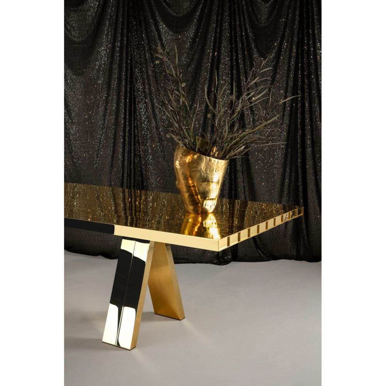 Bash Vessel Kom Wide Gold - Tom Dixon