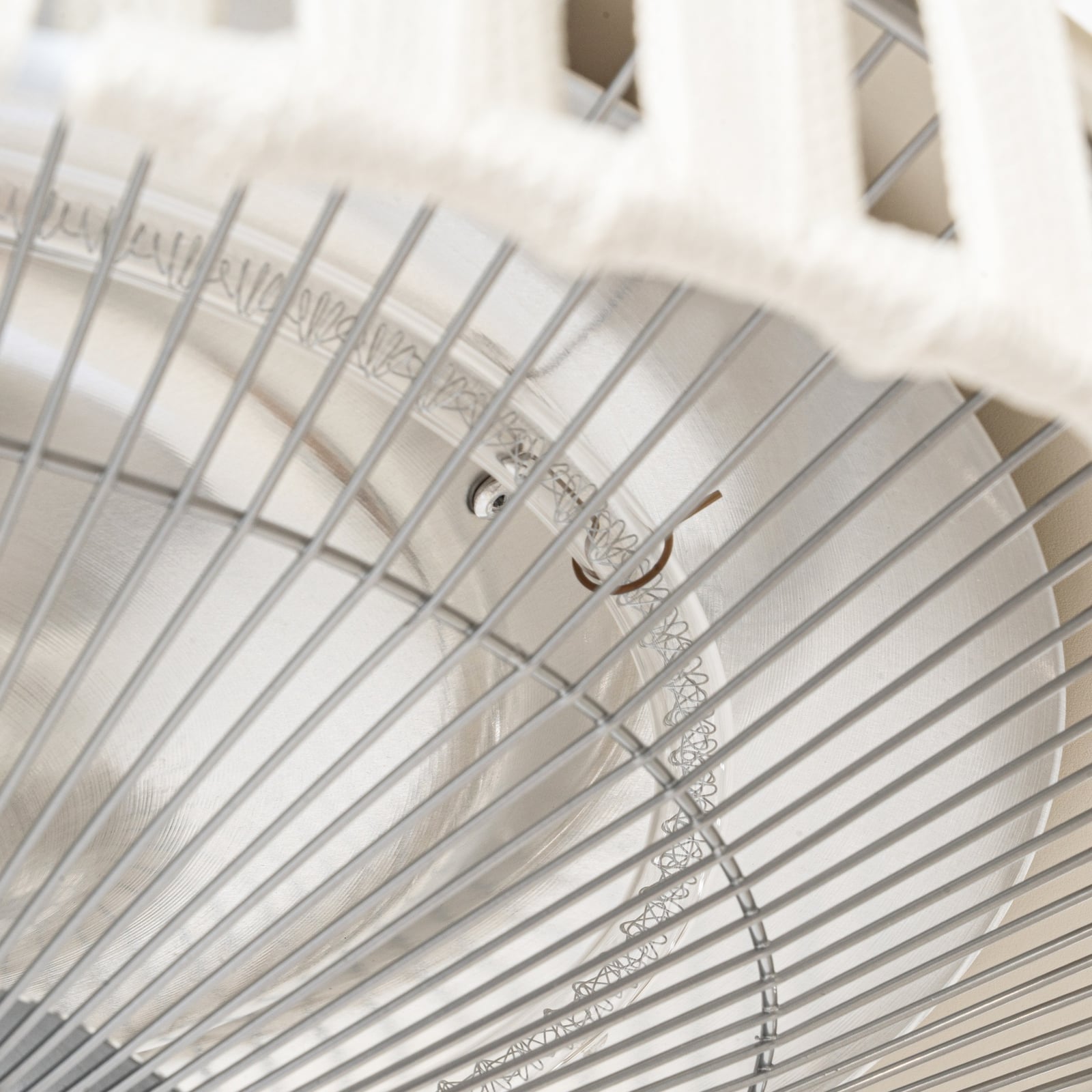 Radiateur rayonnant de table Pyravo, beige, aluminium, hauteur 70 cm, IP44 - Radiateur rayonnant de table Pyravo, beige, aluminium, hauteur 70 cm, IP44 -
