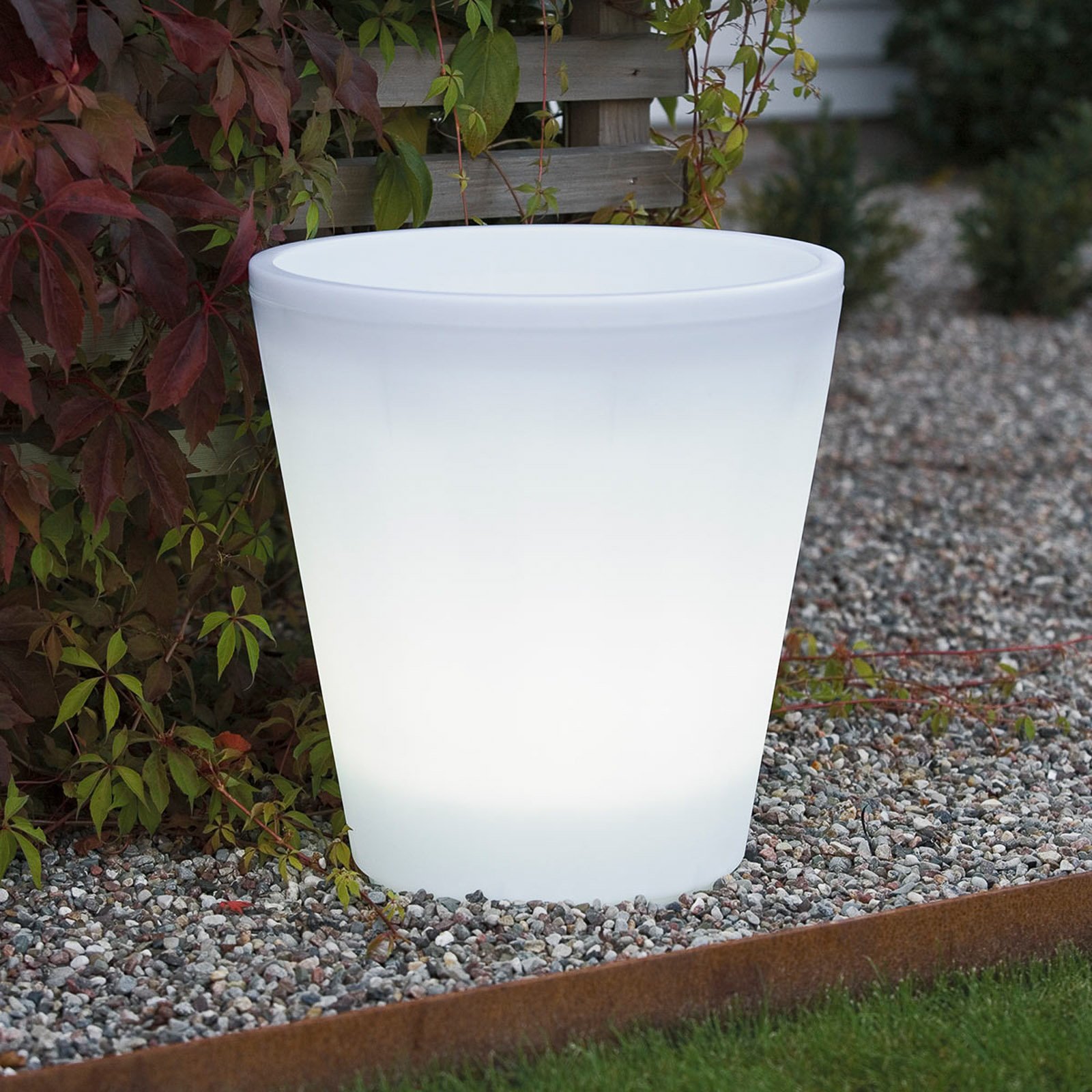 LED-Blumentopf Assisi beleuchtet