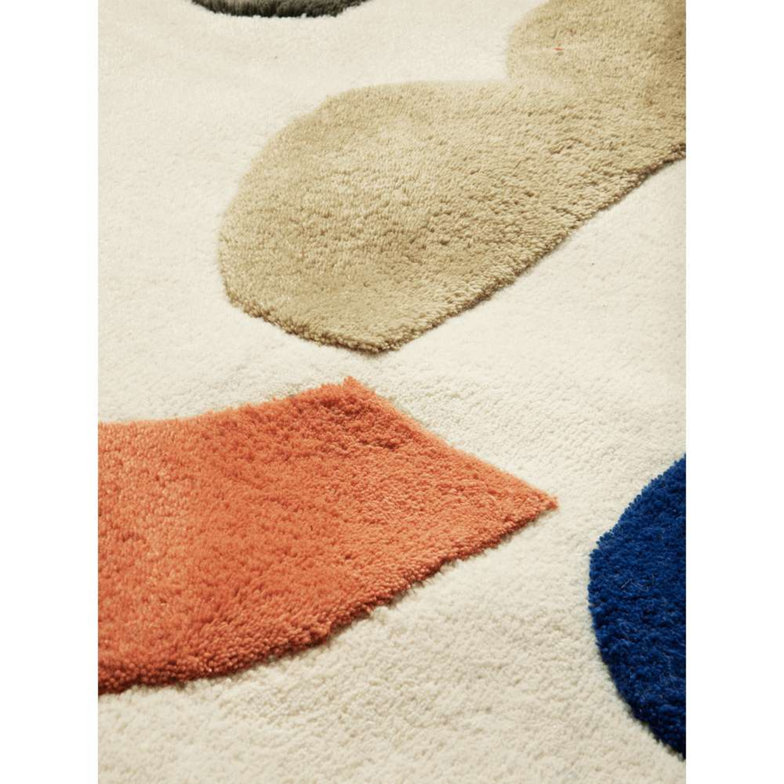 Panto Tufted Rug Large Off-White - ferm LIVING