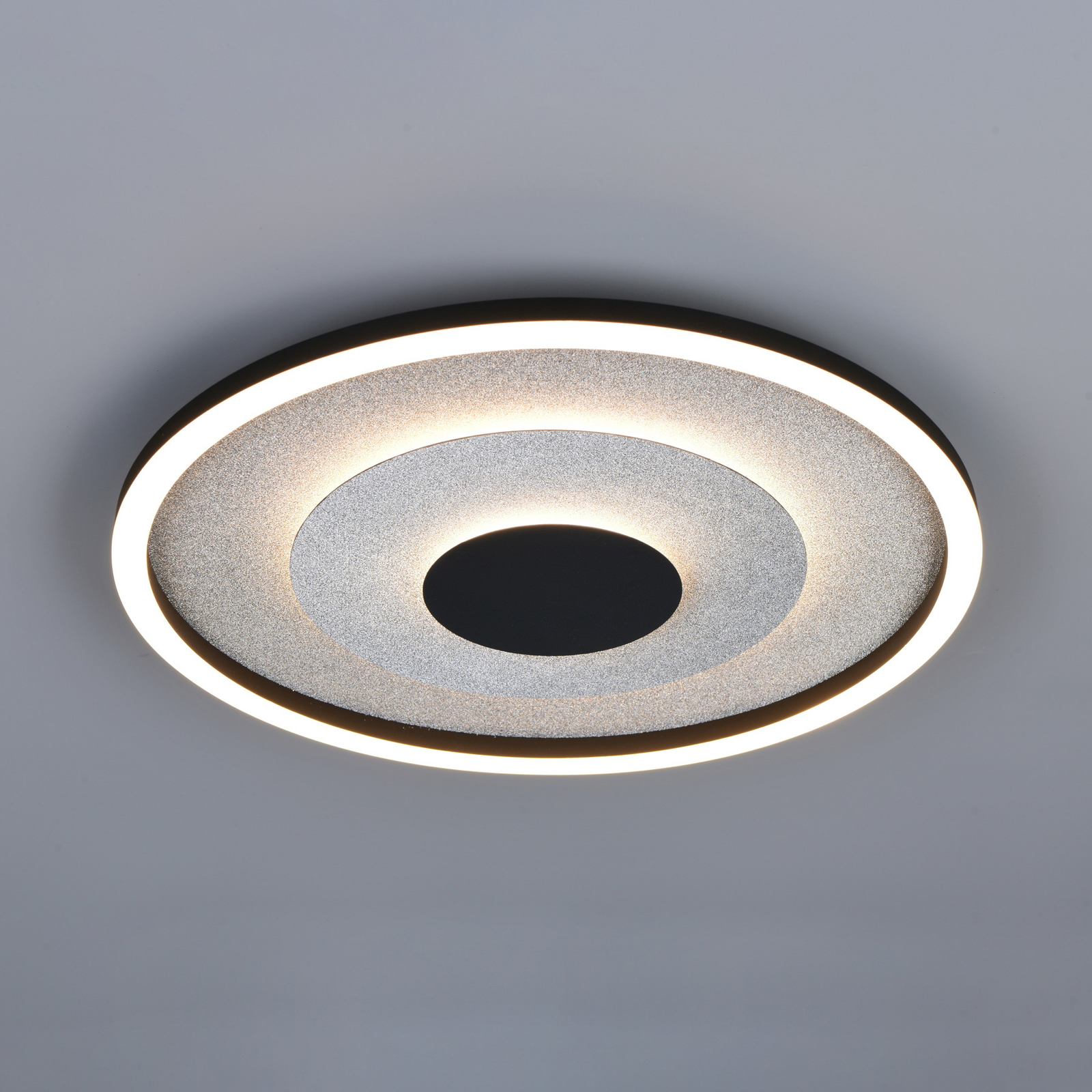 Plafoniera LED Yomo, nera, metallo, 3.000 K Plafoniera LED Yomo, nera, metallo, 3.000 K