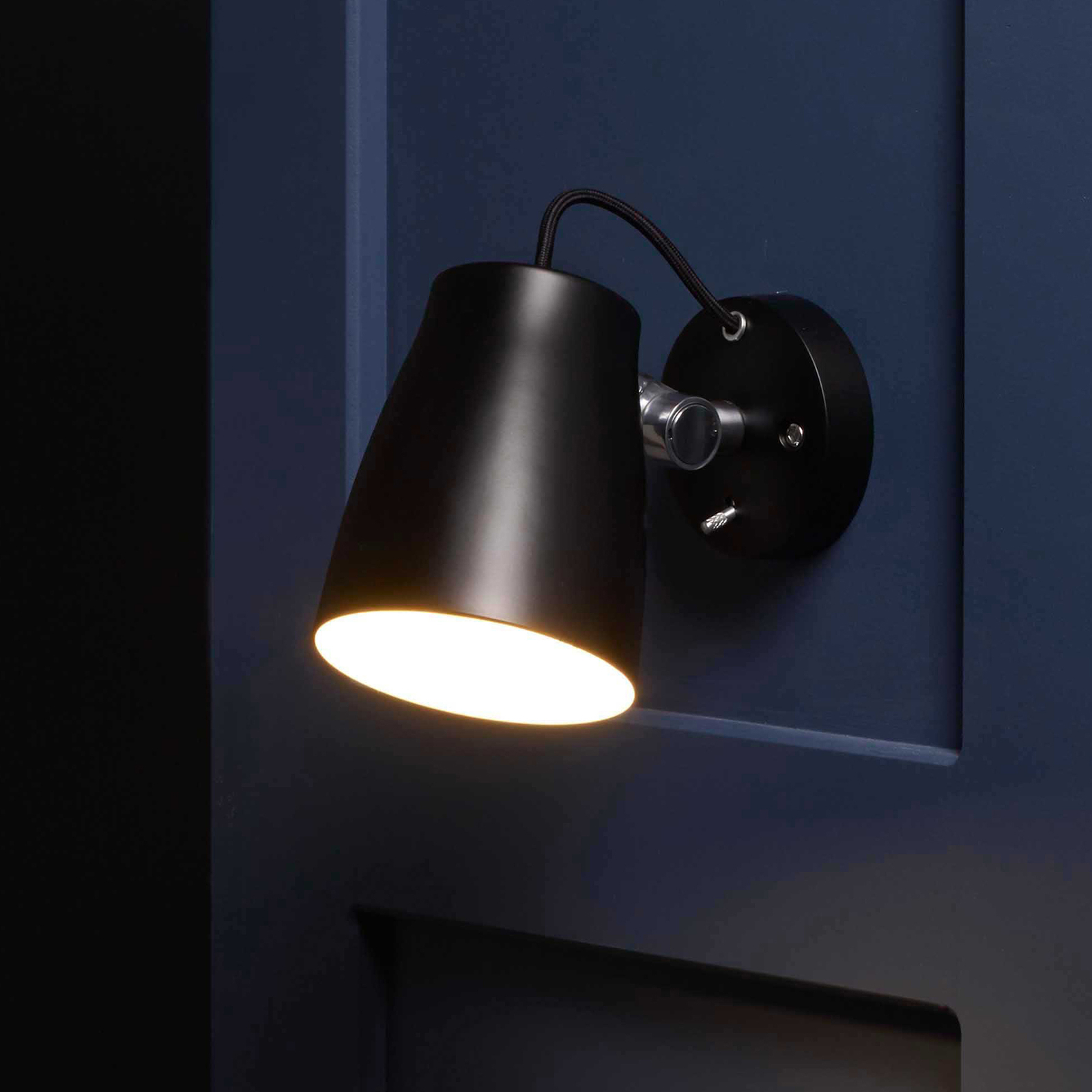 Astro Atelier wall light