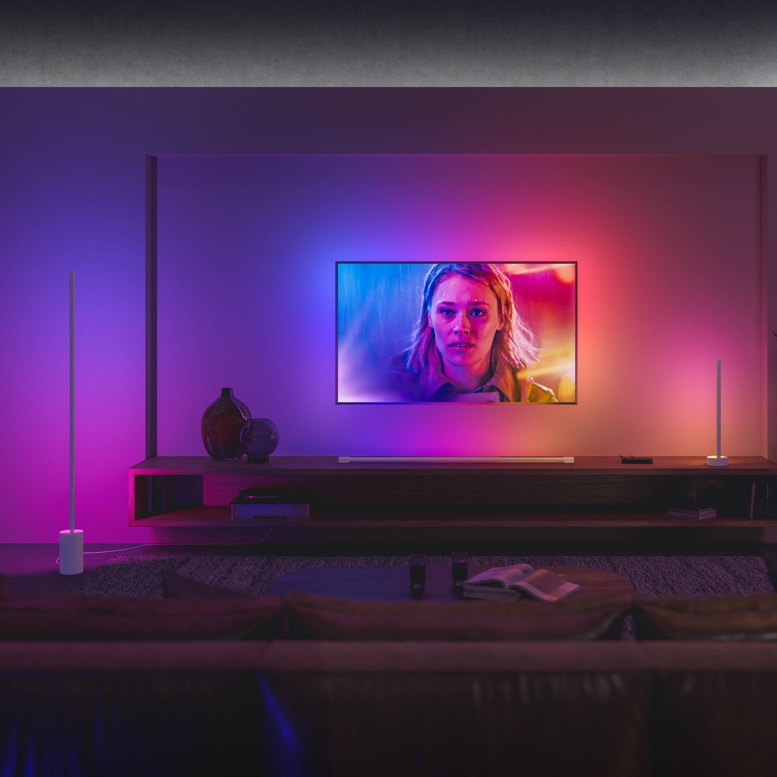 Signe Hue Gradiant Stehleuchte weiß, dimmbar - Philips Hue
