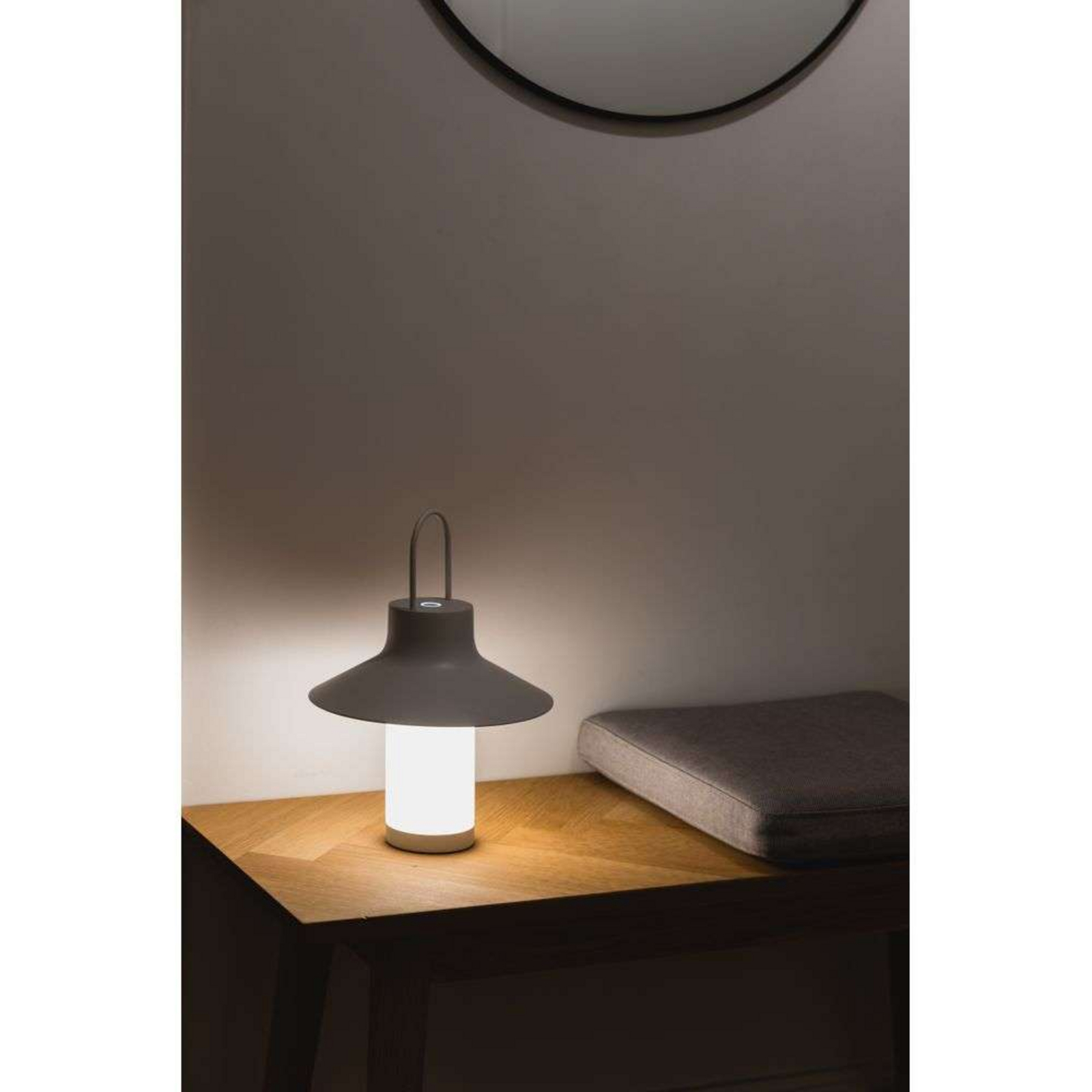 Shadow Prijenosni Stolna lampa L Bijela - Loom Design