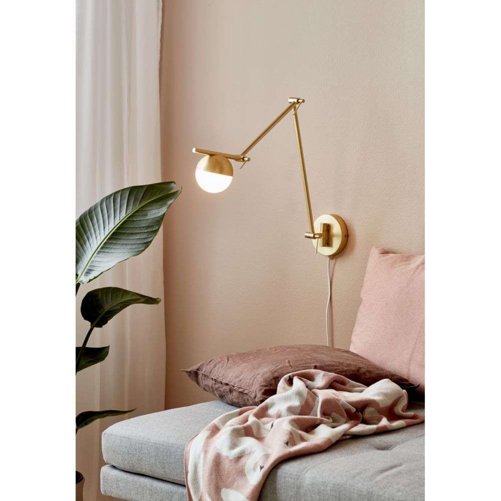 Contina V&auml;gglampa/Plafond Brass Nordlux - Vardagsrum - Metall