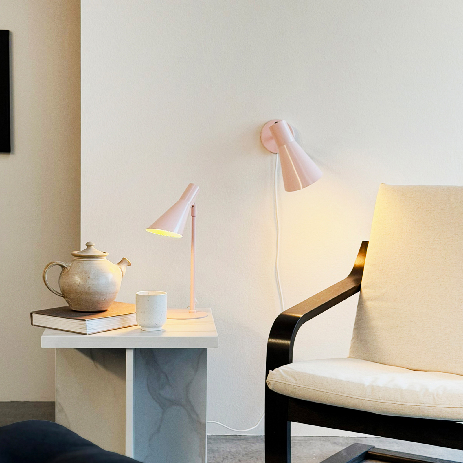 Zidna svjetiljka DL12, ružičasta, E27, metalna - Dyberg Larsen