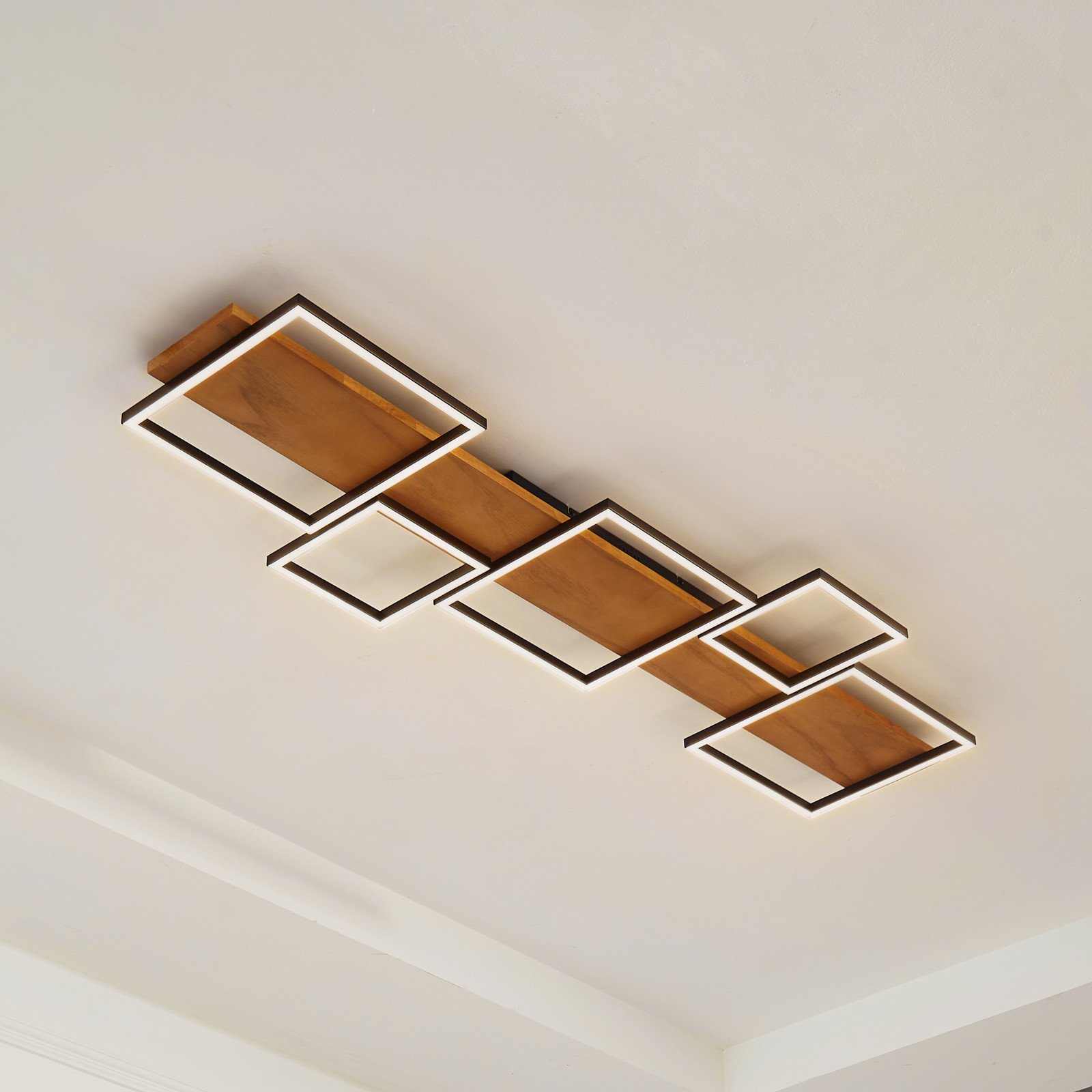 Lindby plafonieră LED Galad negru lemn 5 becuri 140 cm - Camera de zi / sufragerie - modern - lemn deschis alb negru