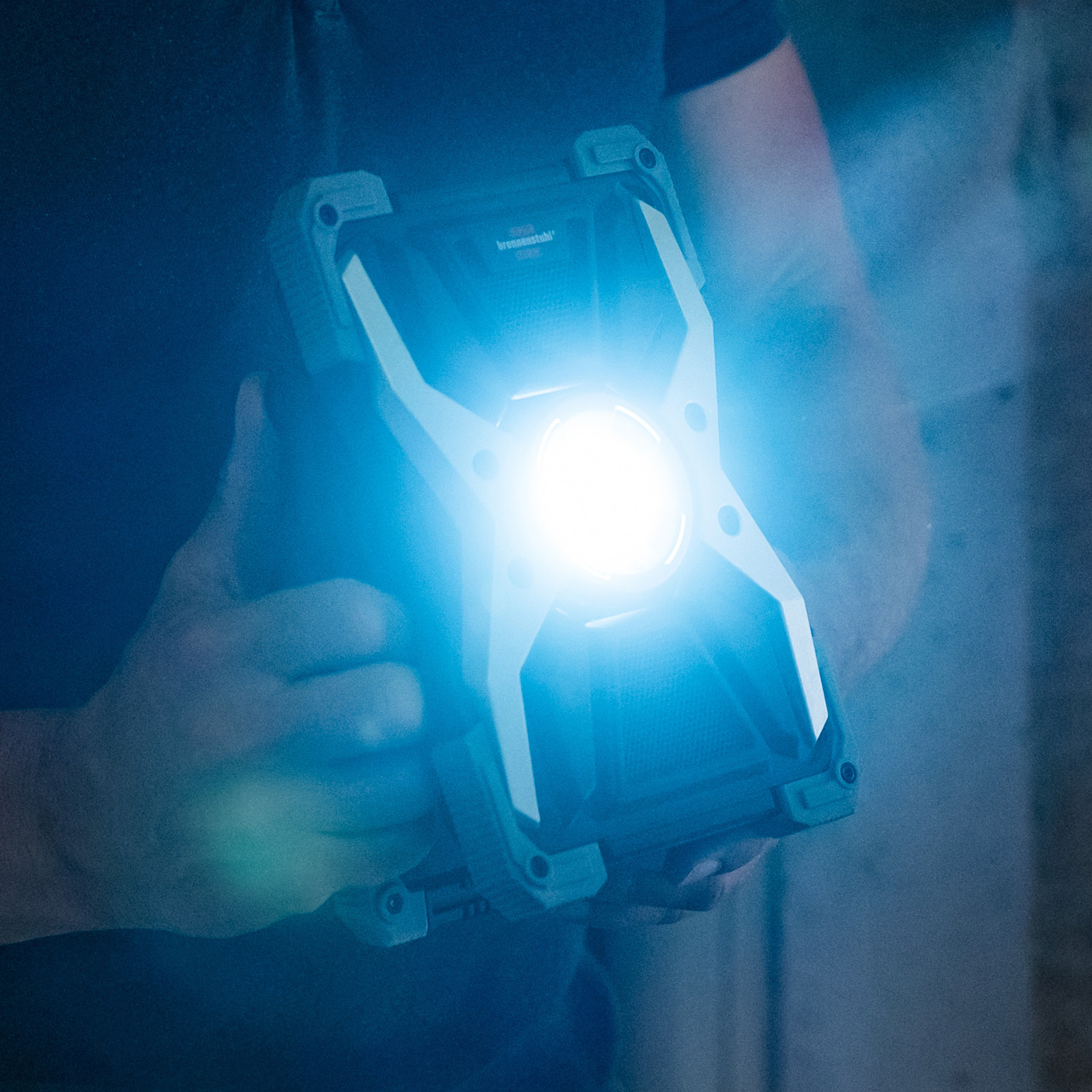 Rufus 1500/3000 MA LED floodlight, battery-operated