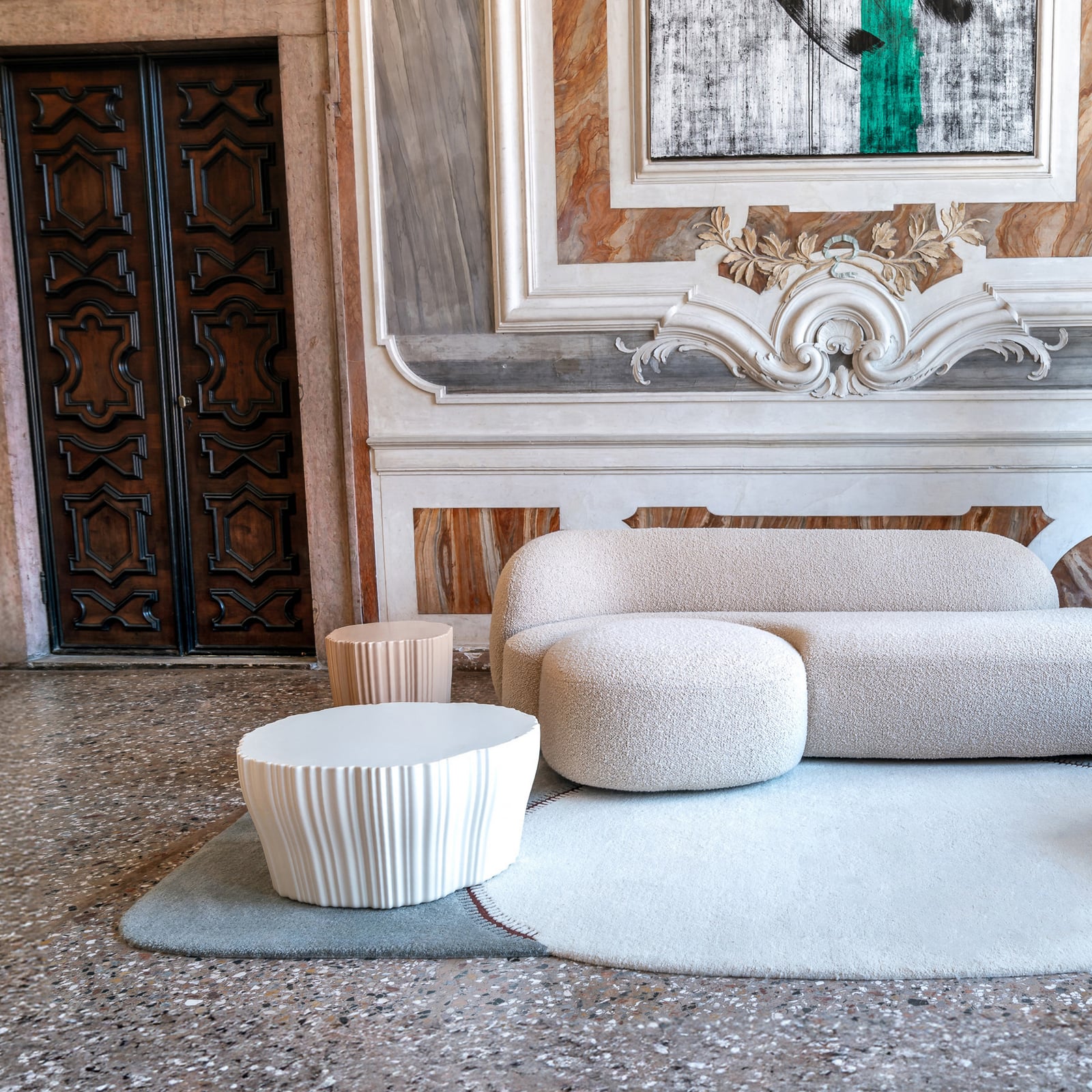 Corteza side table, cream, height 36 cm - Kartell