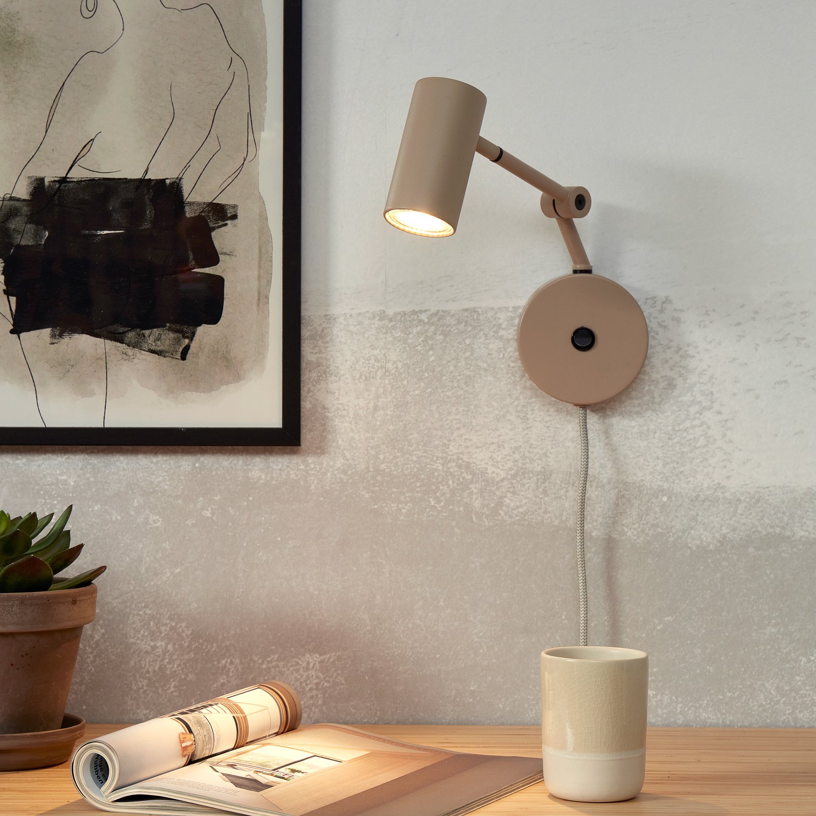 It's about RoMi wall light Montreux, sand