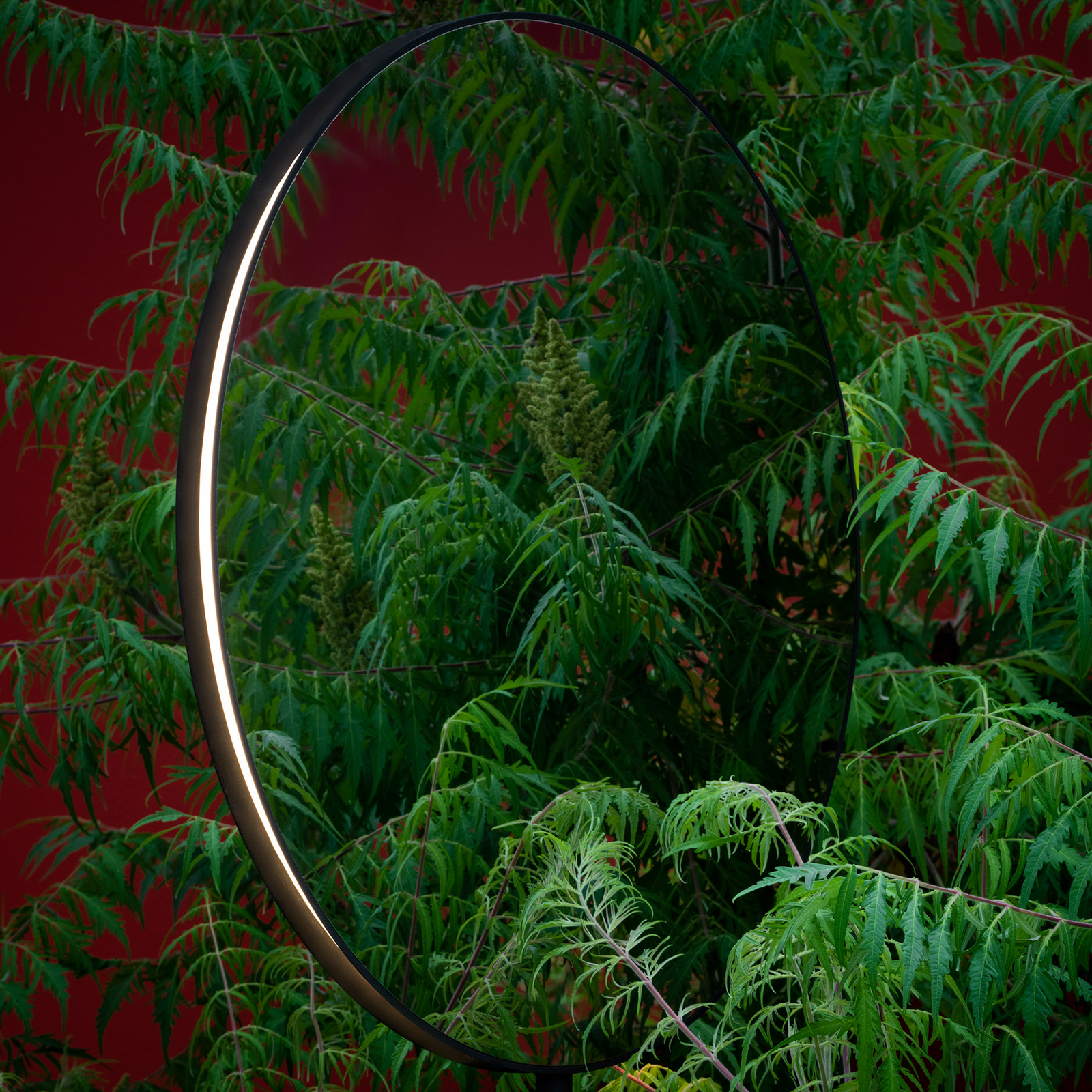 Artemide Se|eS LED μόνιμος καθρέφτης μαύρος ύψος 180cm