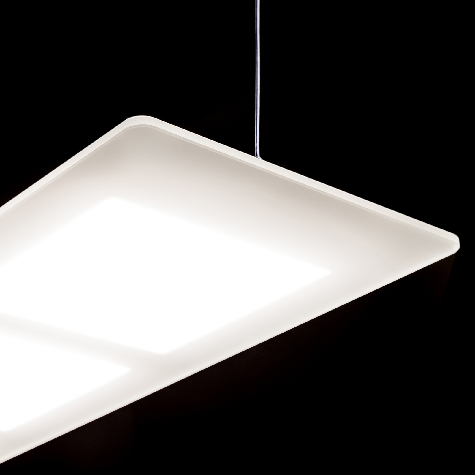 OMLED One s3 - flat OLED pendant light white