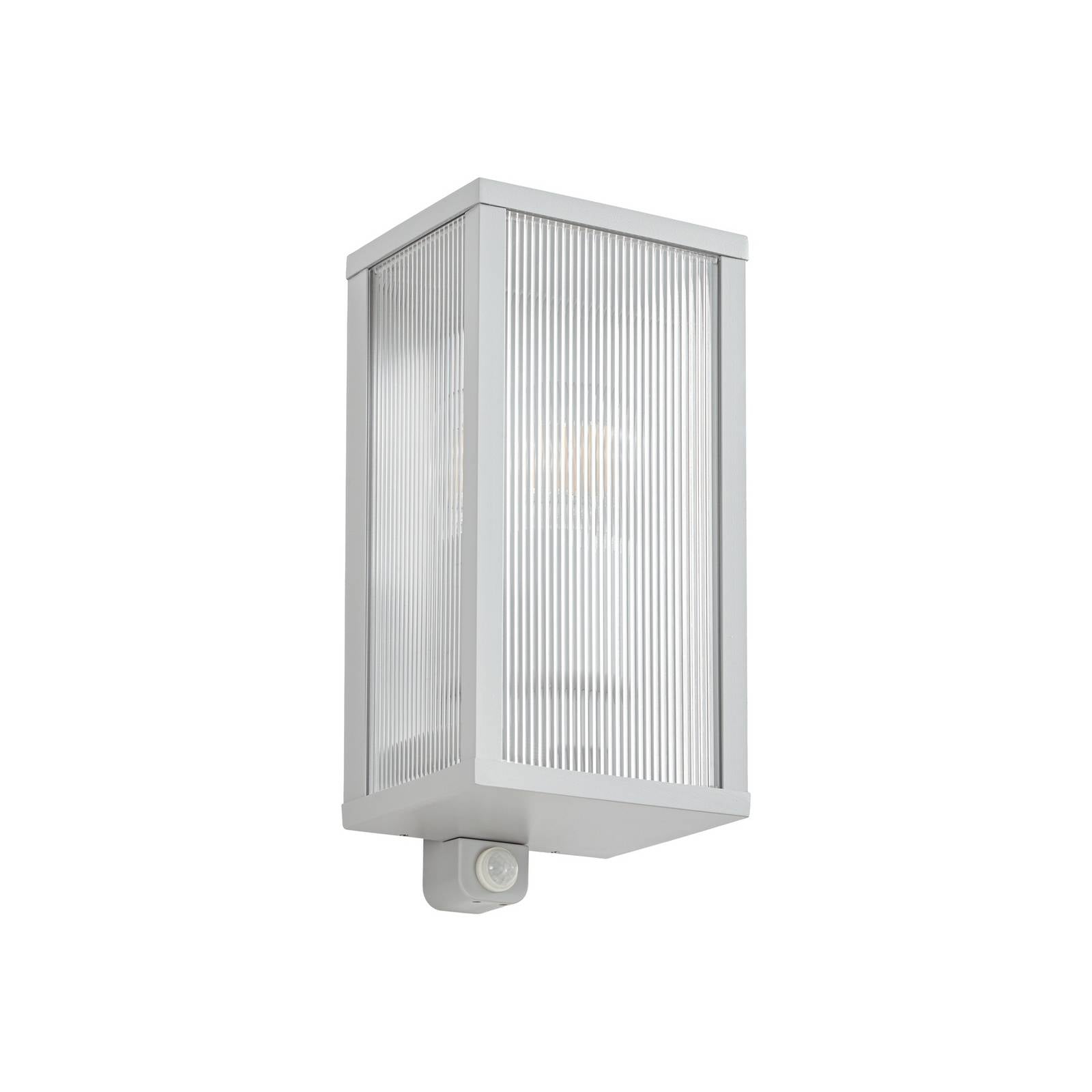 Lindby Außenwandlampe Peldar, grau/geriffelt, 26 cm, Sensor
