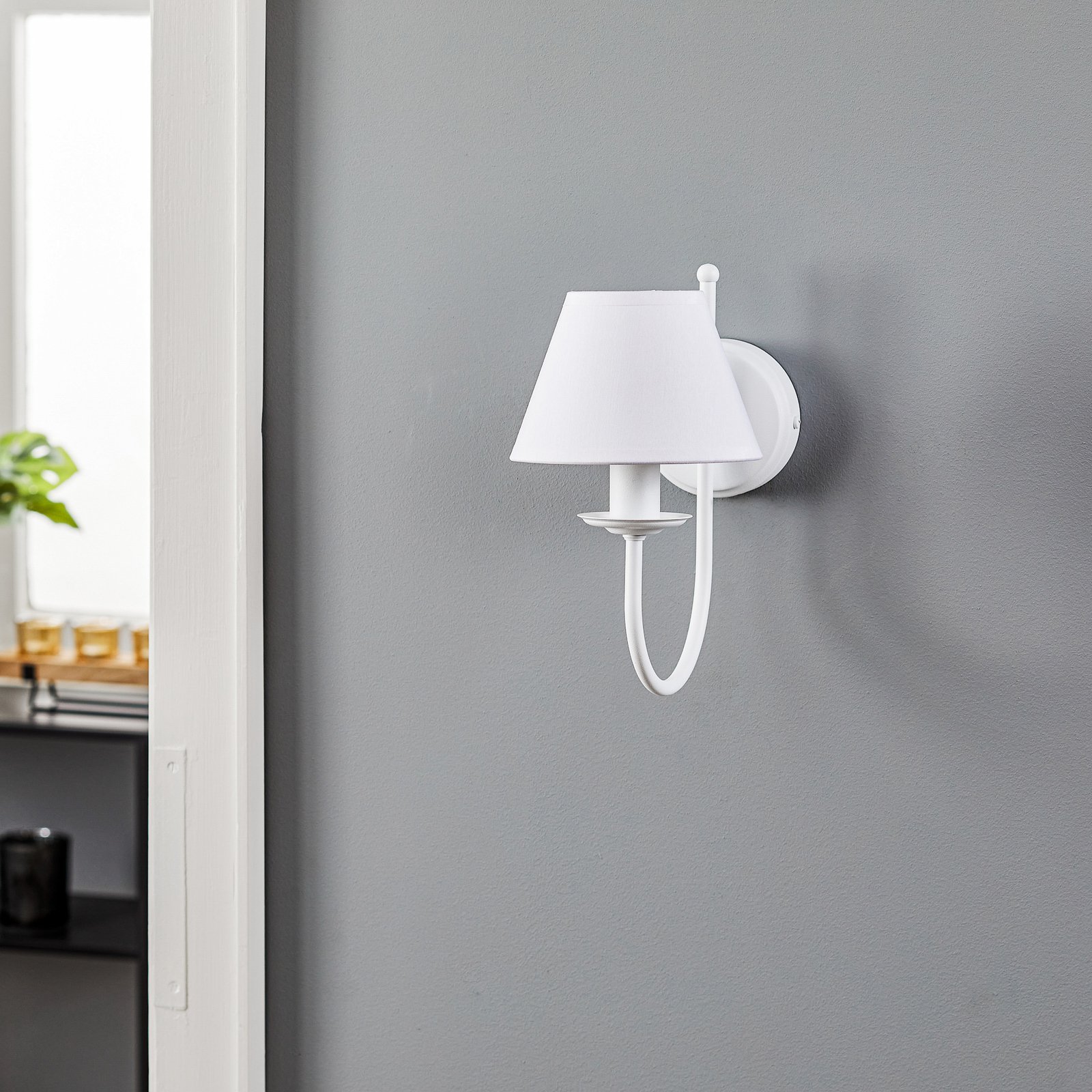 Bona wall light, one-bulb, white