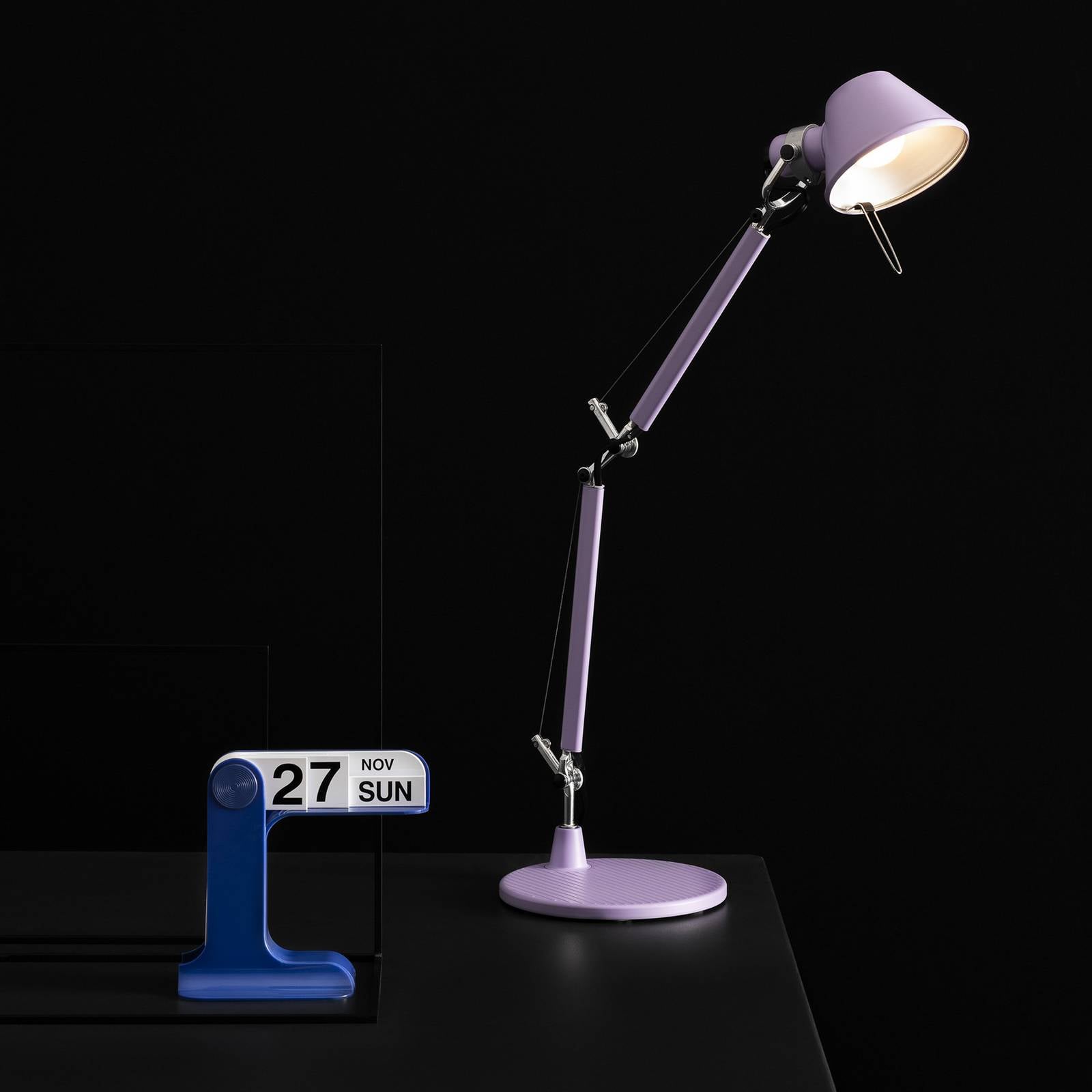 lampe à poser Artemide Tolomeo Micro, couleur lavande