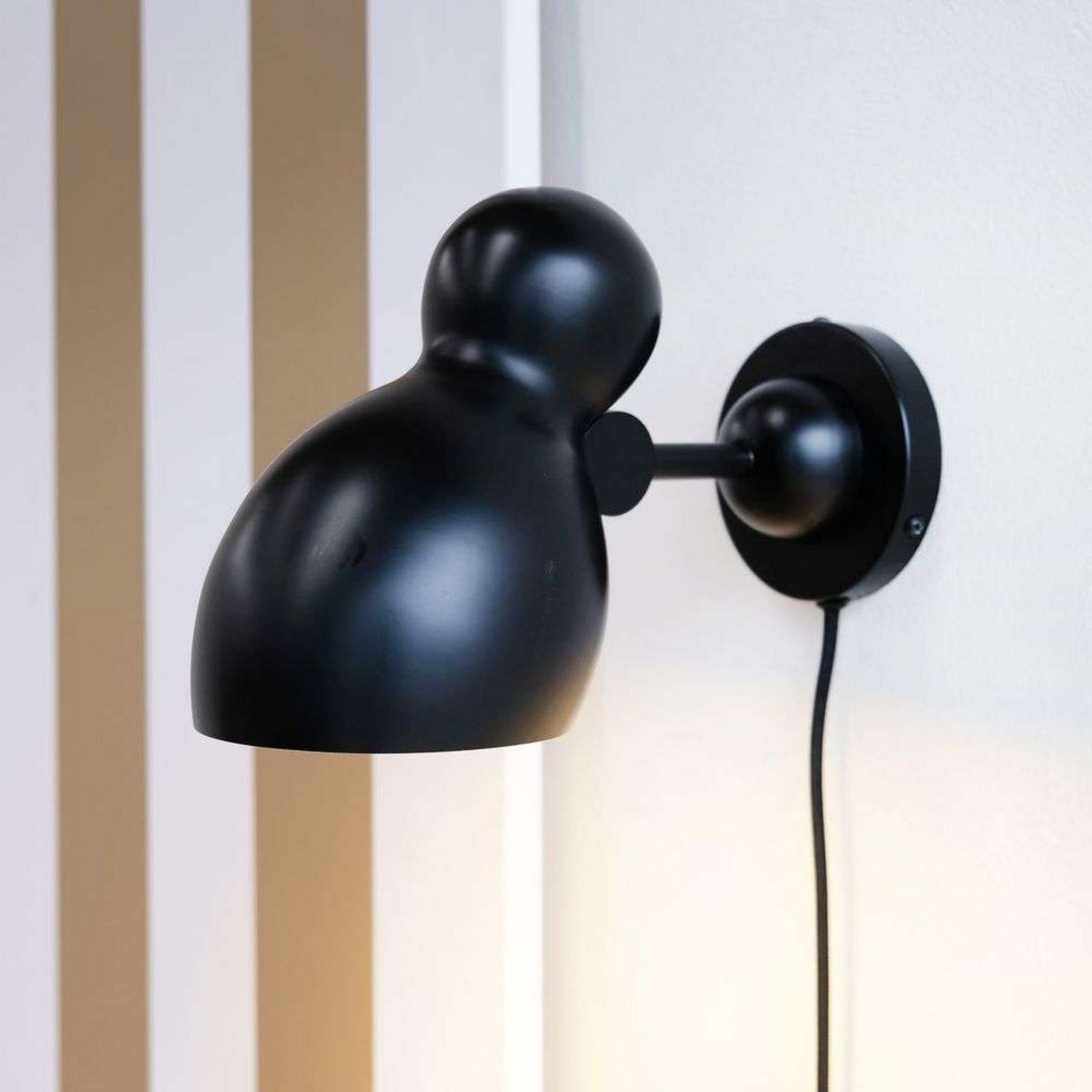 Ludo Aplique de Pared Black - DybergLarsen