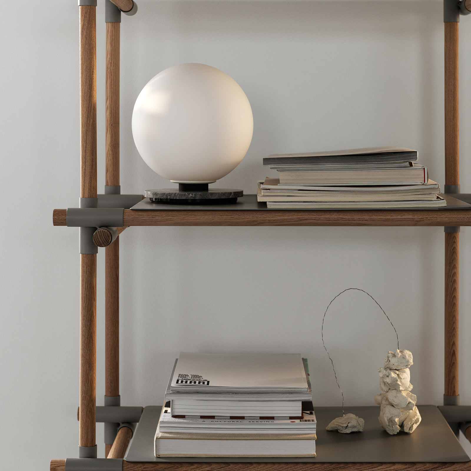 Audo TR Bulb Tischlampe 22 cm Marmor/opal